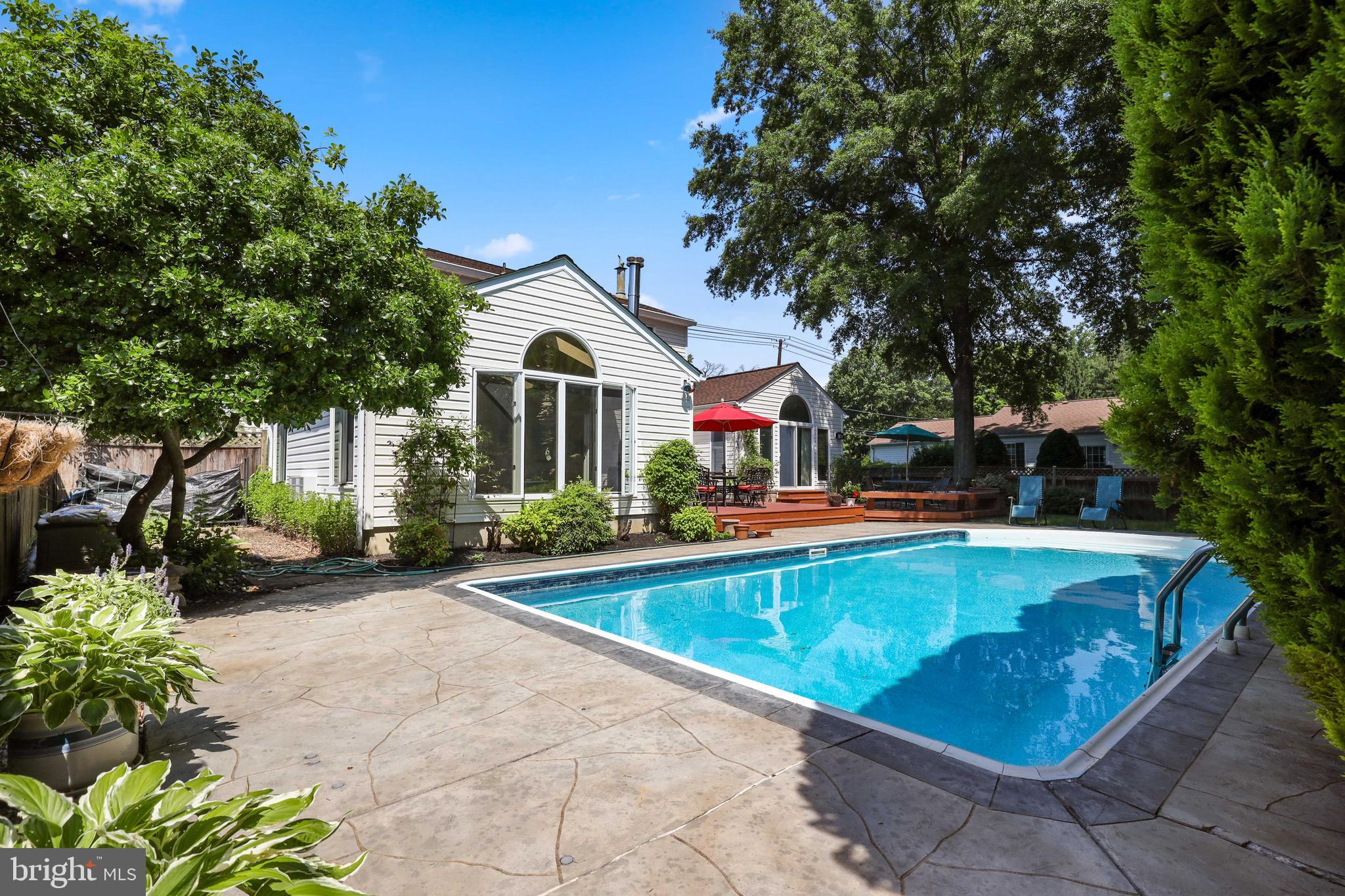 OLNEY SQUARE - Residential