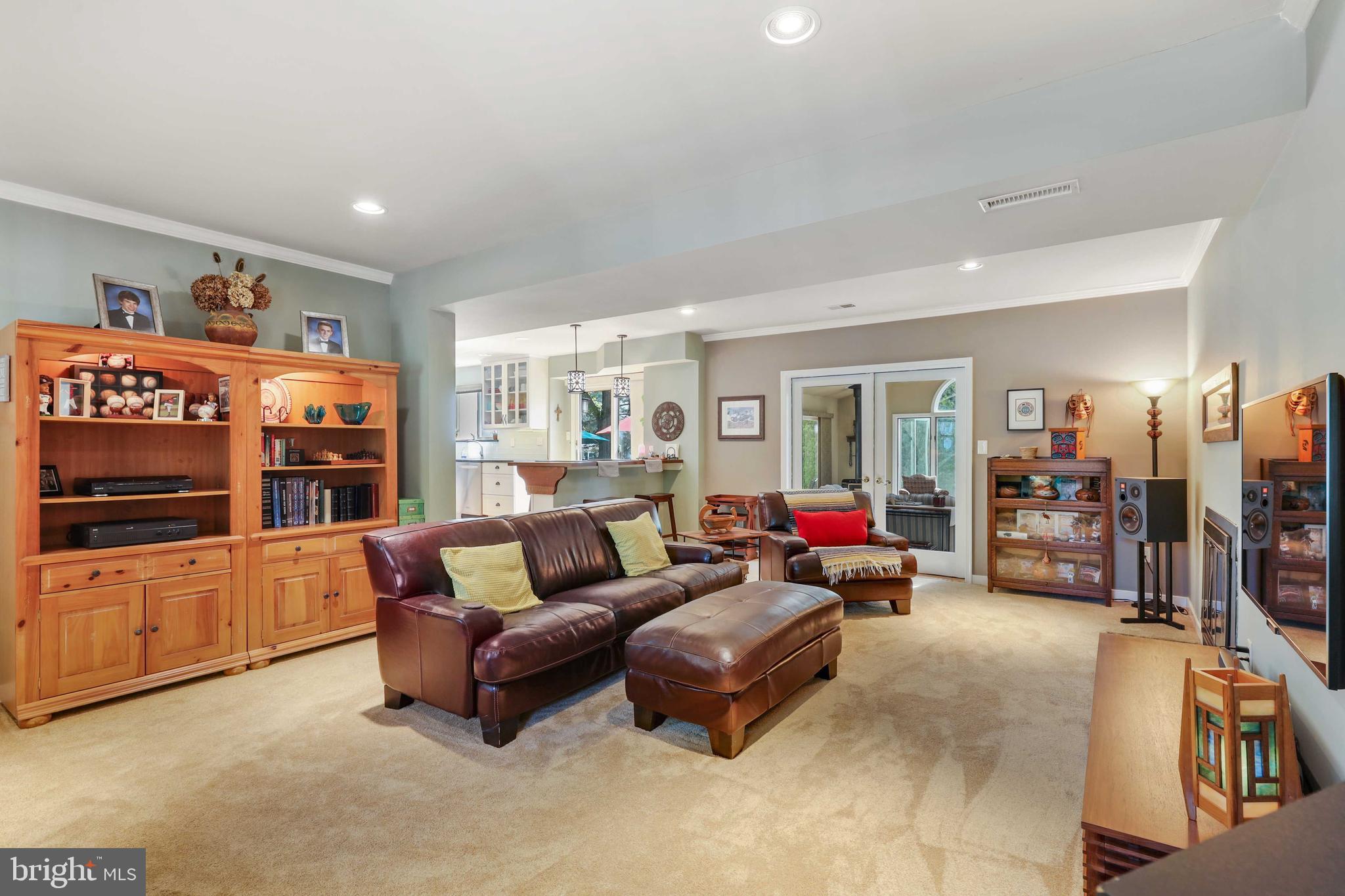 OLNEY SQUARE - Residential