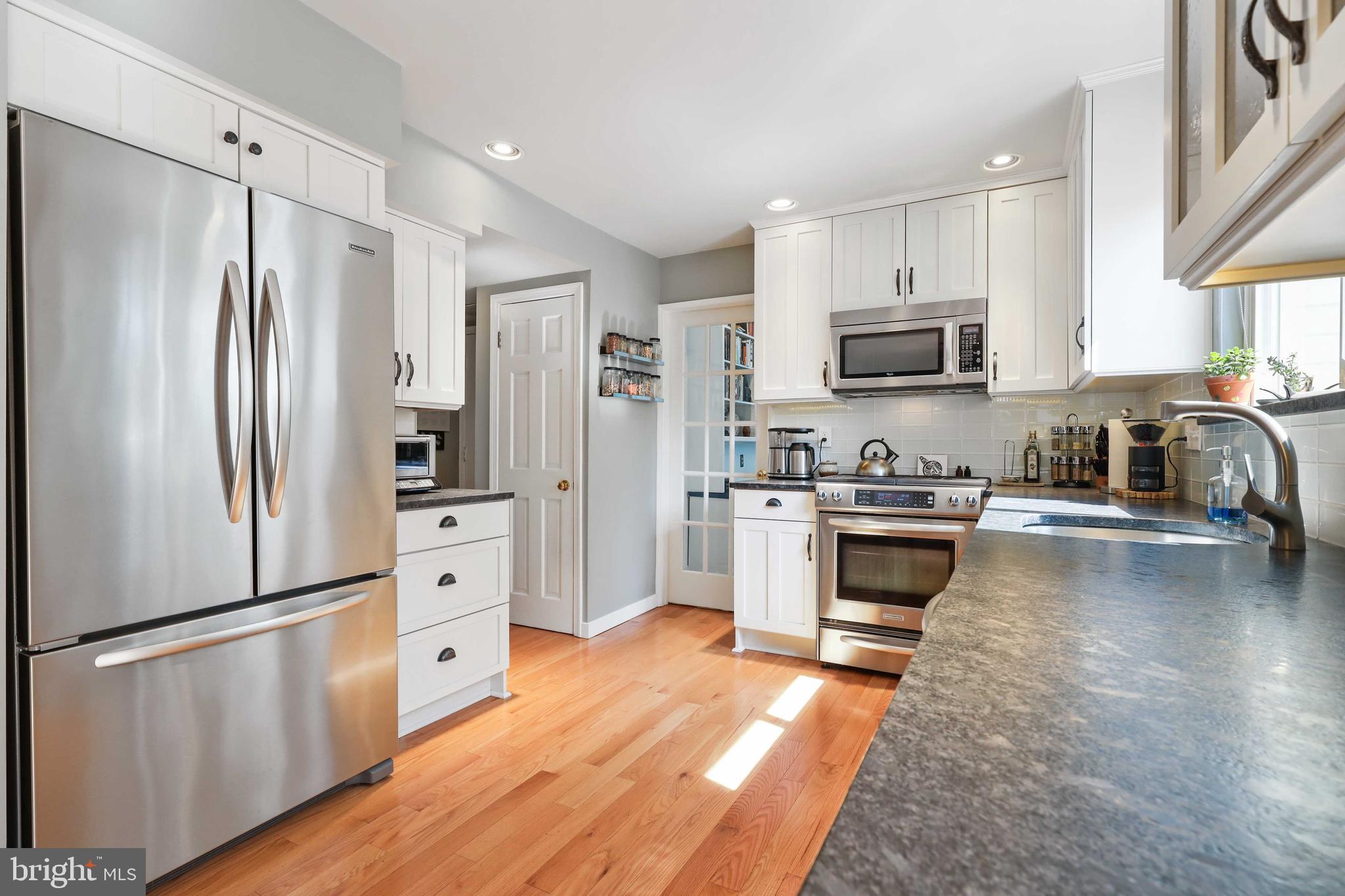 OLNEY SQUARE - Residential