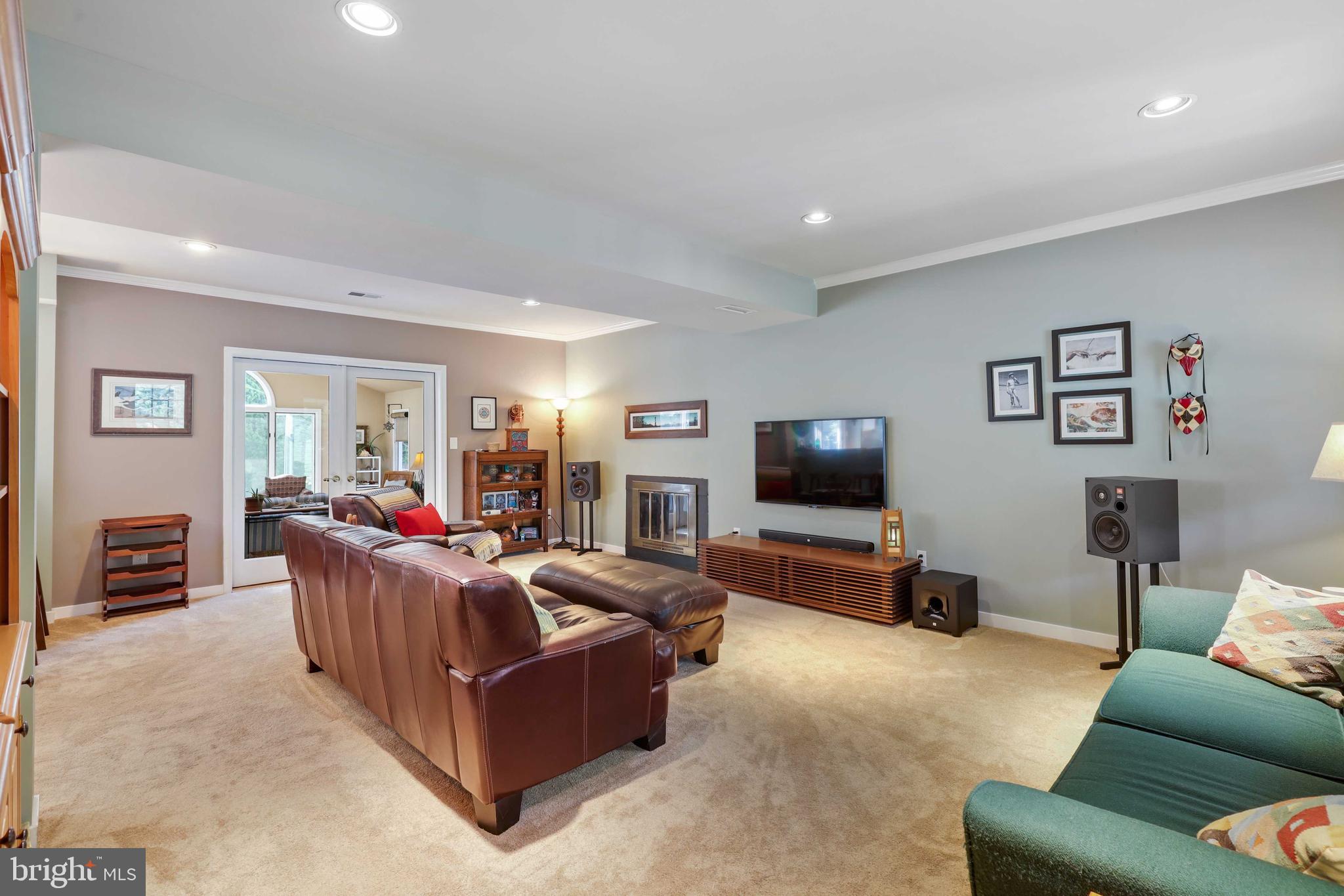 OLNEY SQUARE - Residential