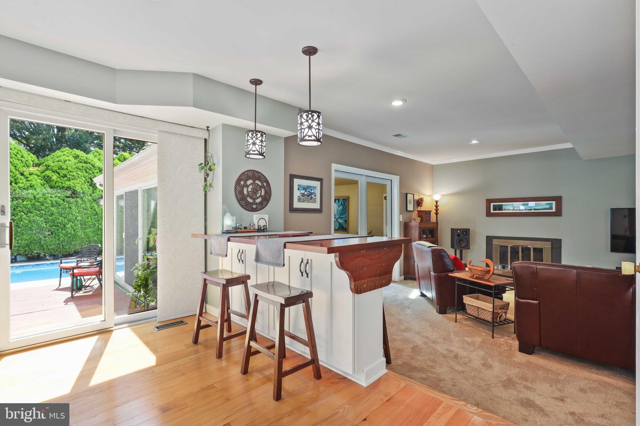 OLNEY SQUARE - Residential