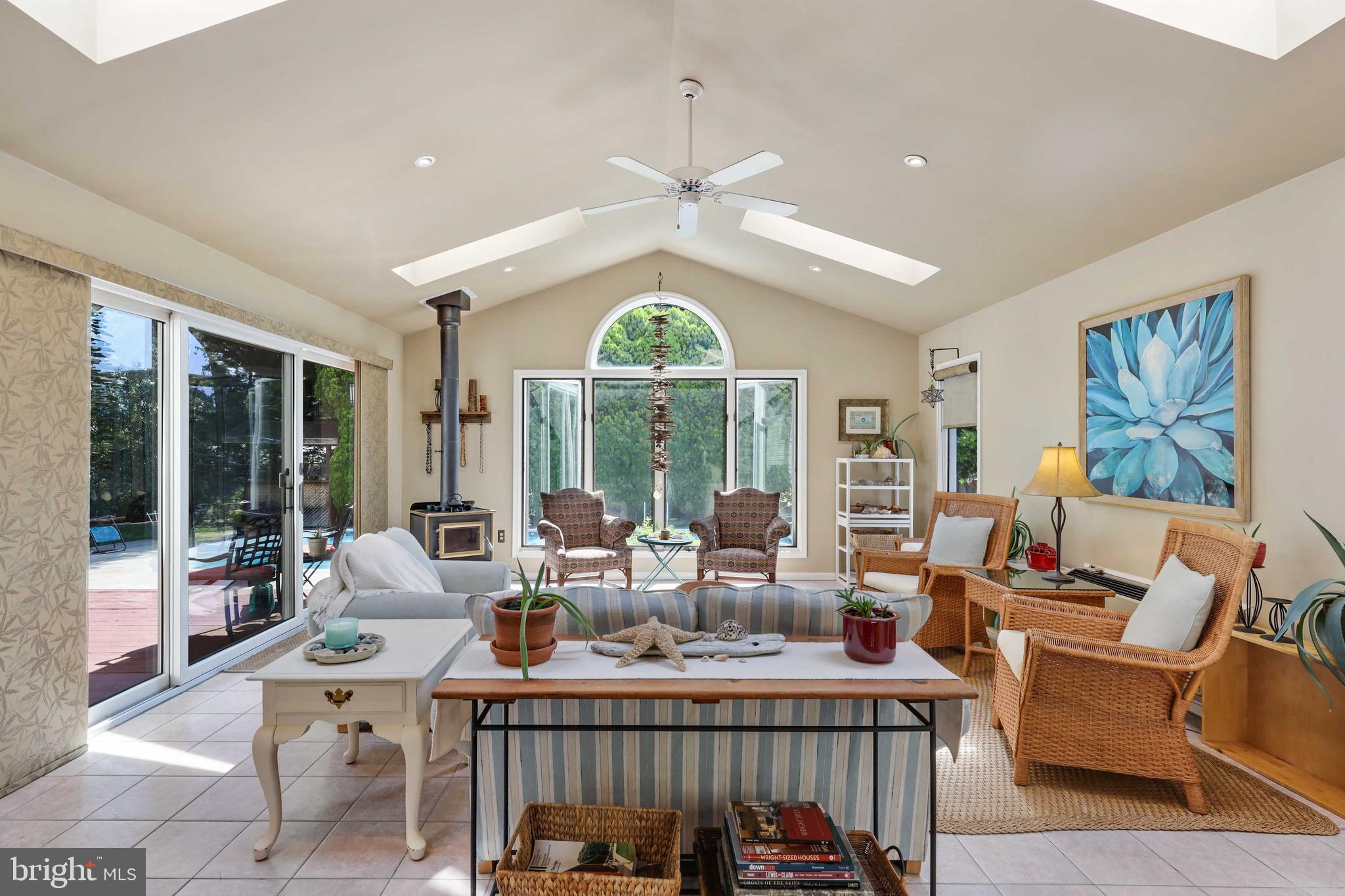 OLNEY SQUARE - Residential