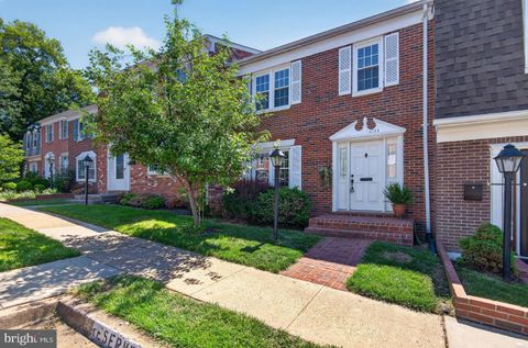 Photo of 4109 Morin Street, ALEXANDRIA, VA 22312 (MLS # VAFX2309746)