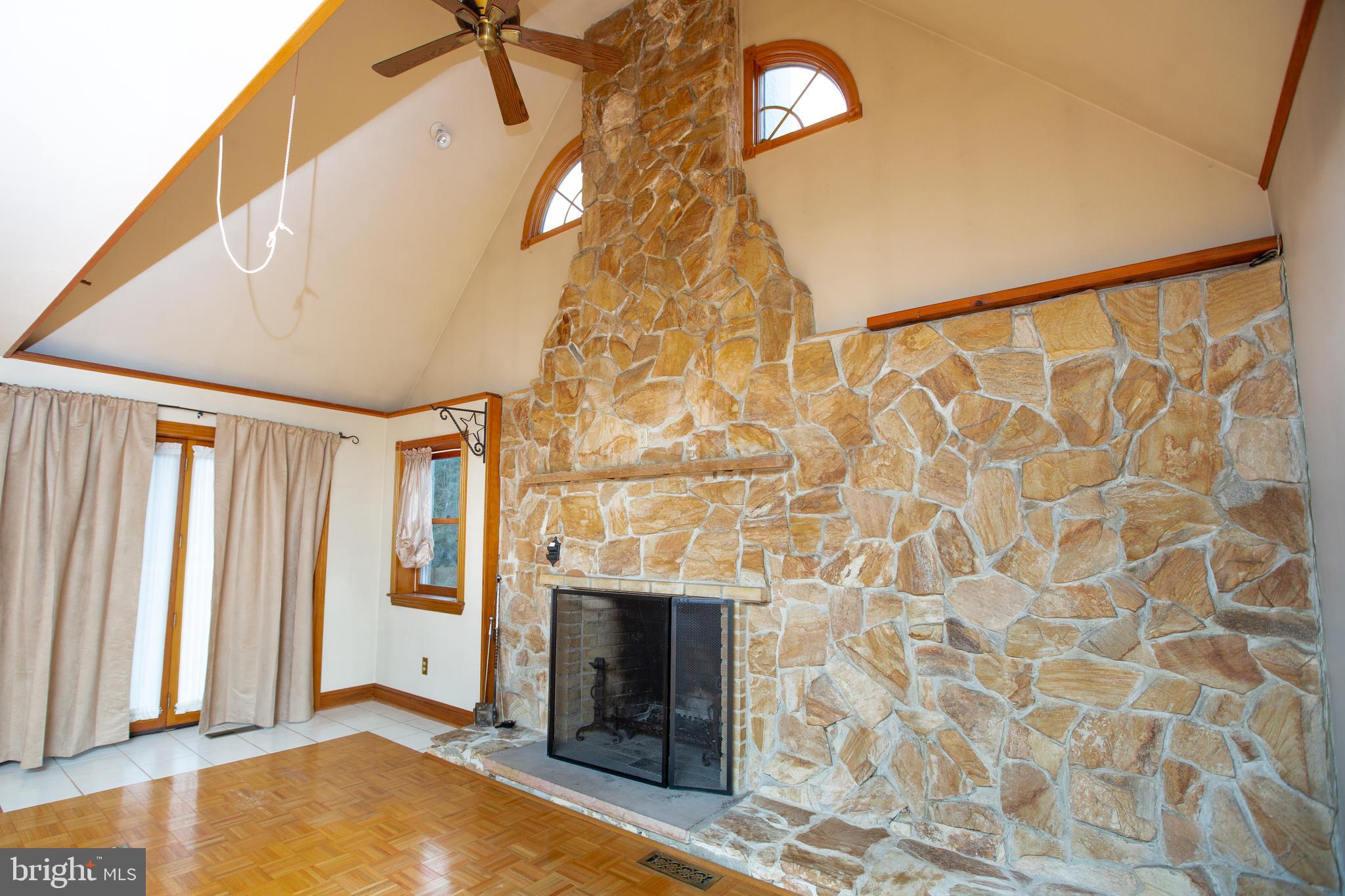 GLENSIDE - Residential