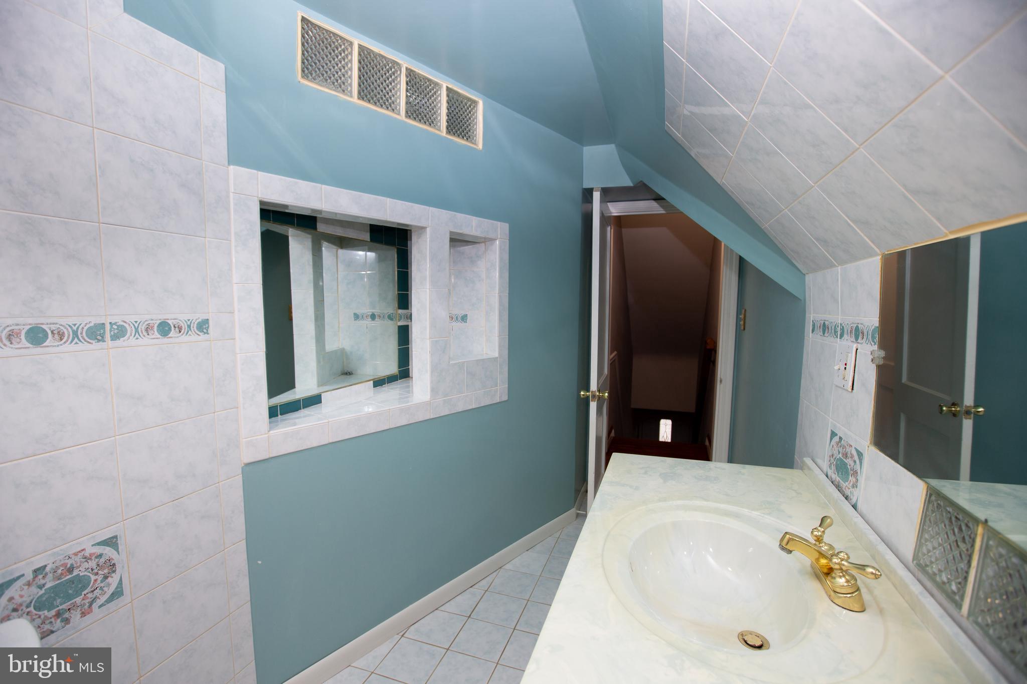 GLENSIDE - Residential