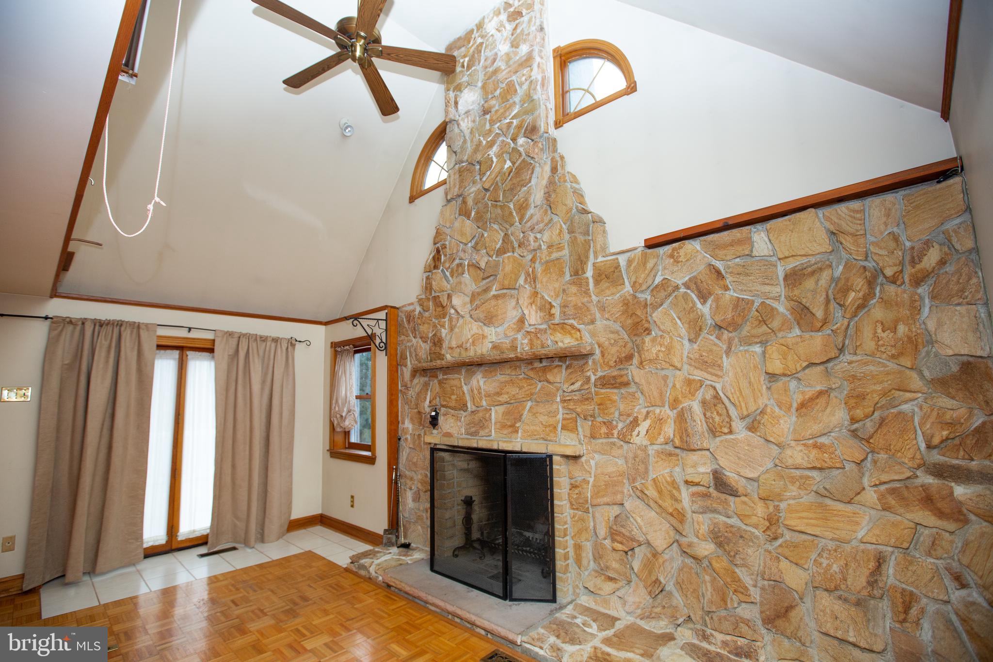 GLENSIDE - Residential