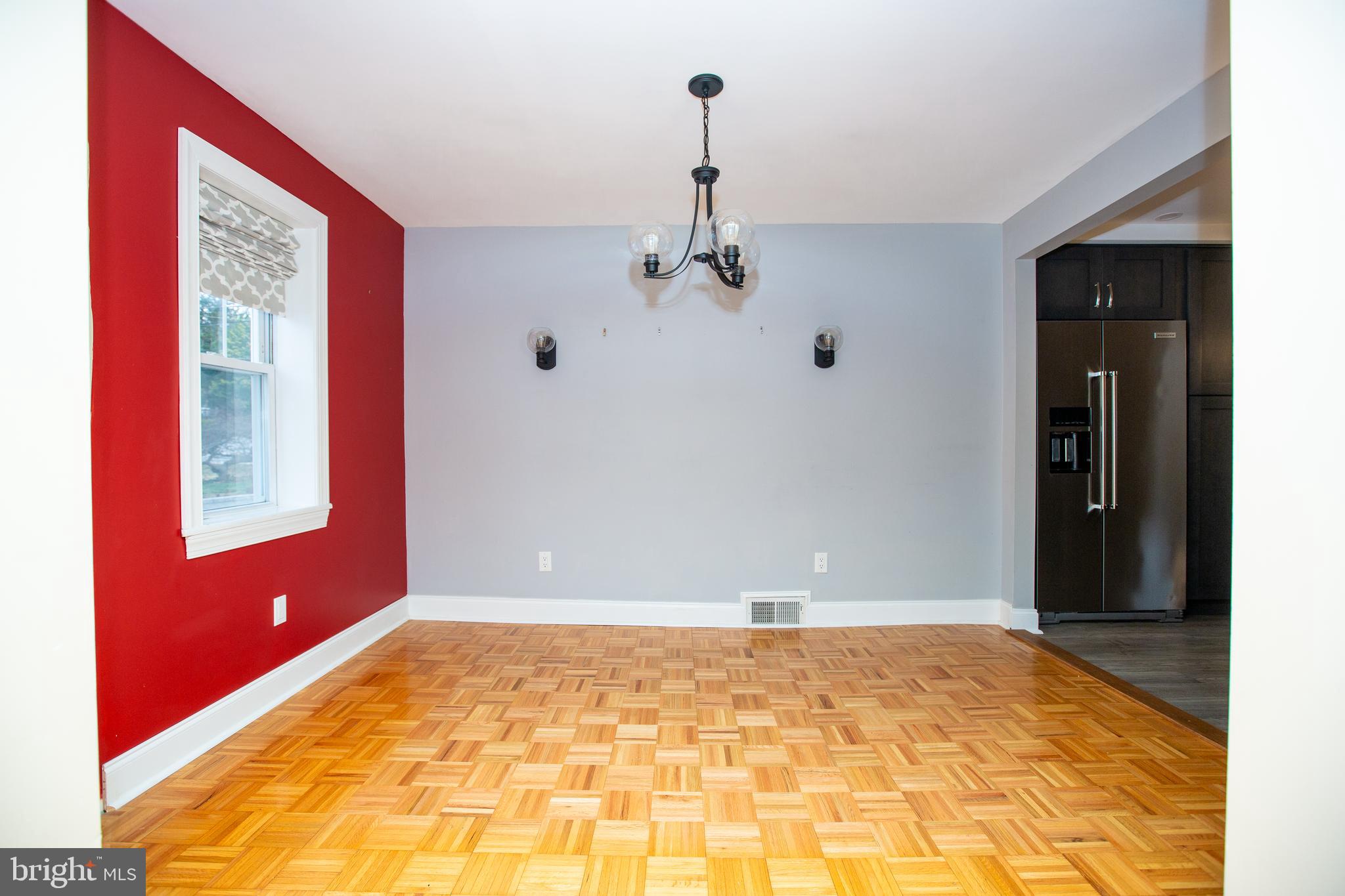 GLENSIDE - Residential