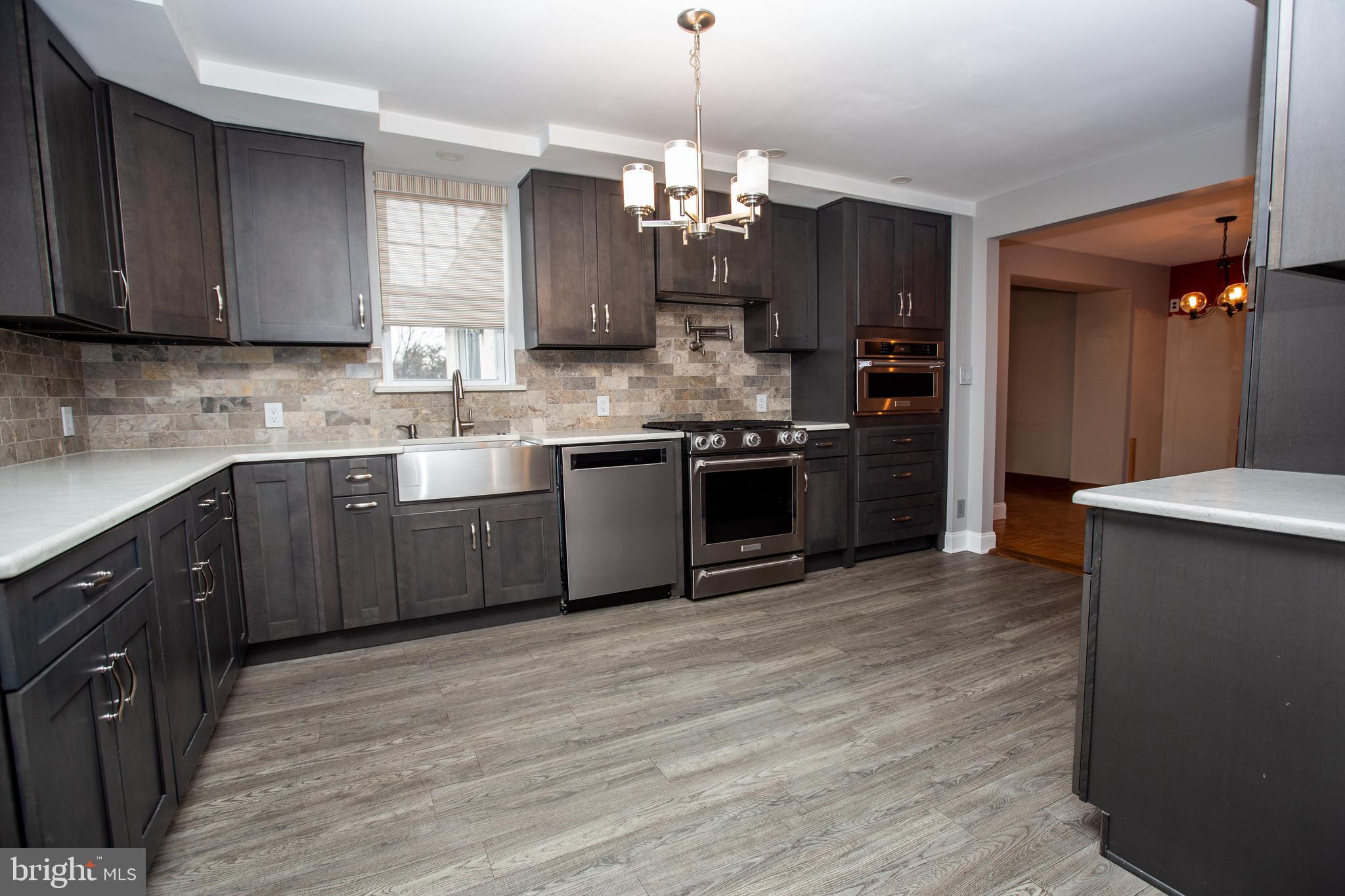 GLENSIDE - Residential