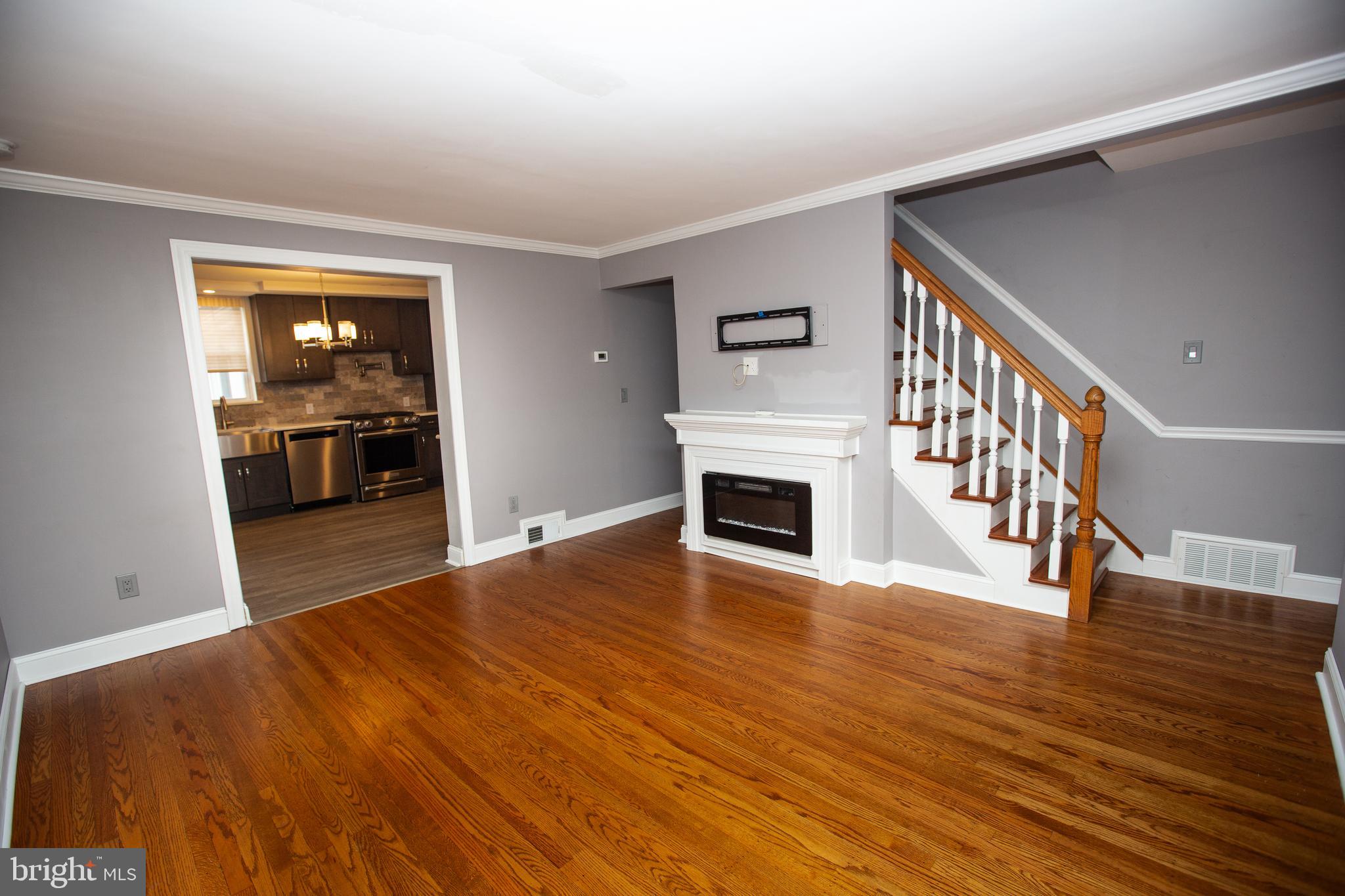 GLENSIDE - Residential