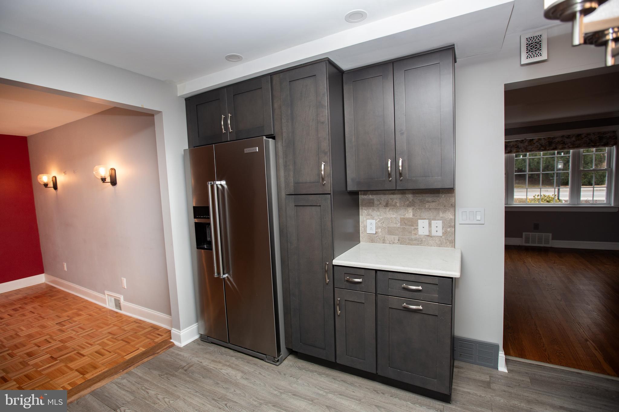 GLENSIDE - Residential