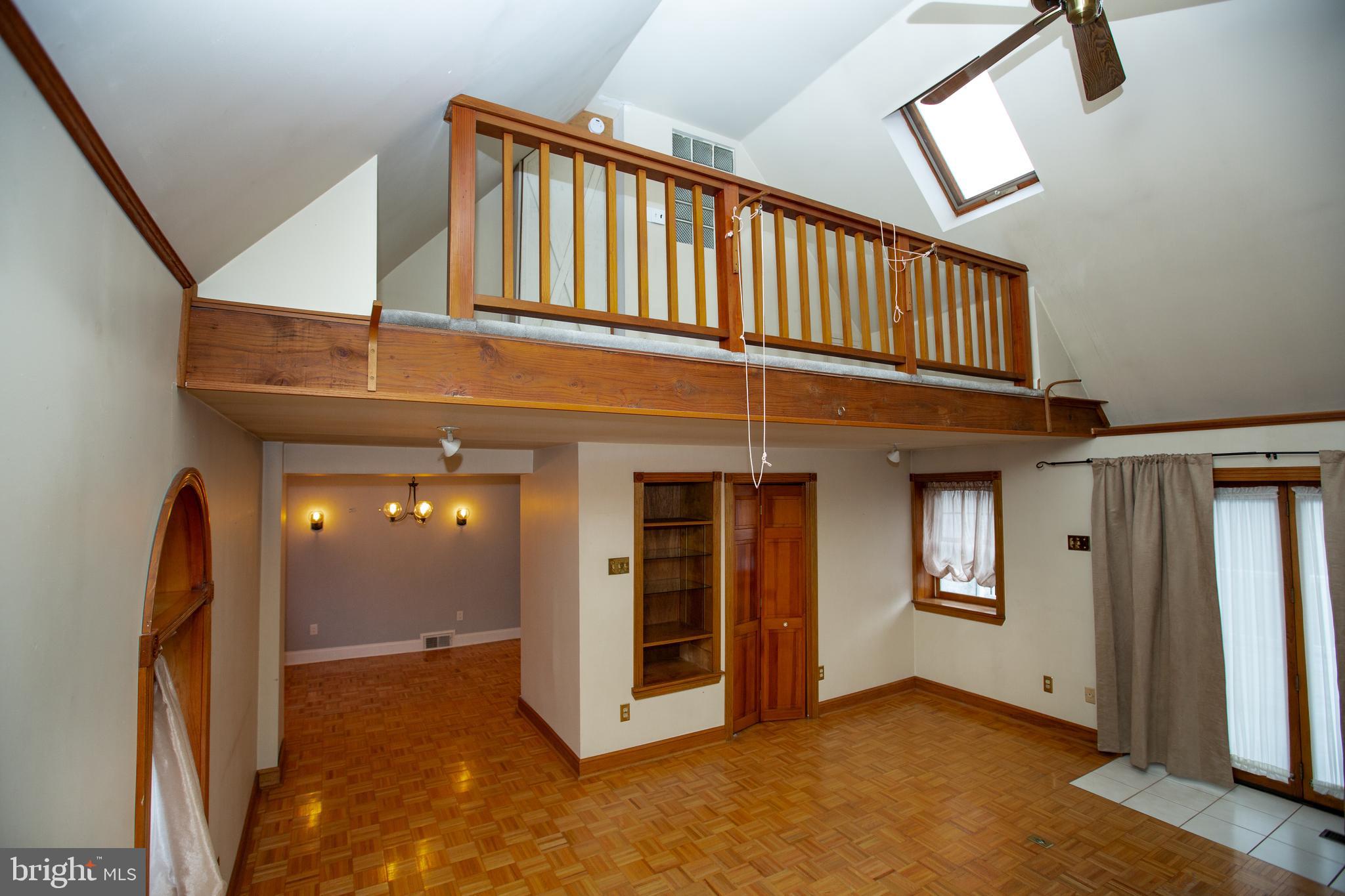 GLENSIDE - Residential