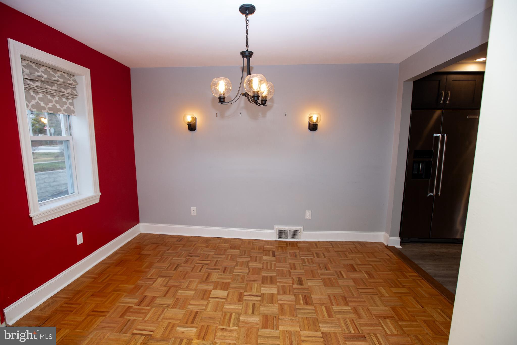 GLENSIDE - Residential