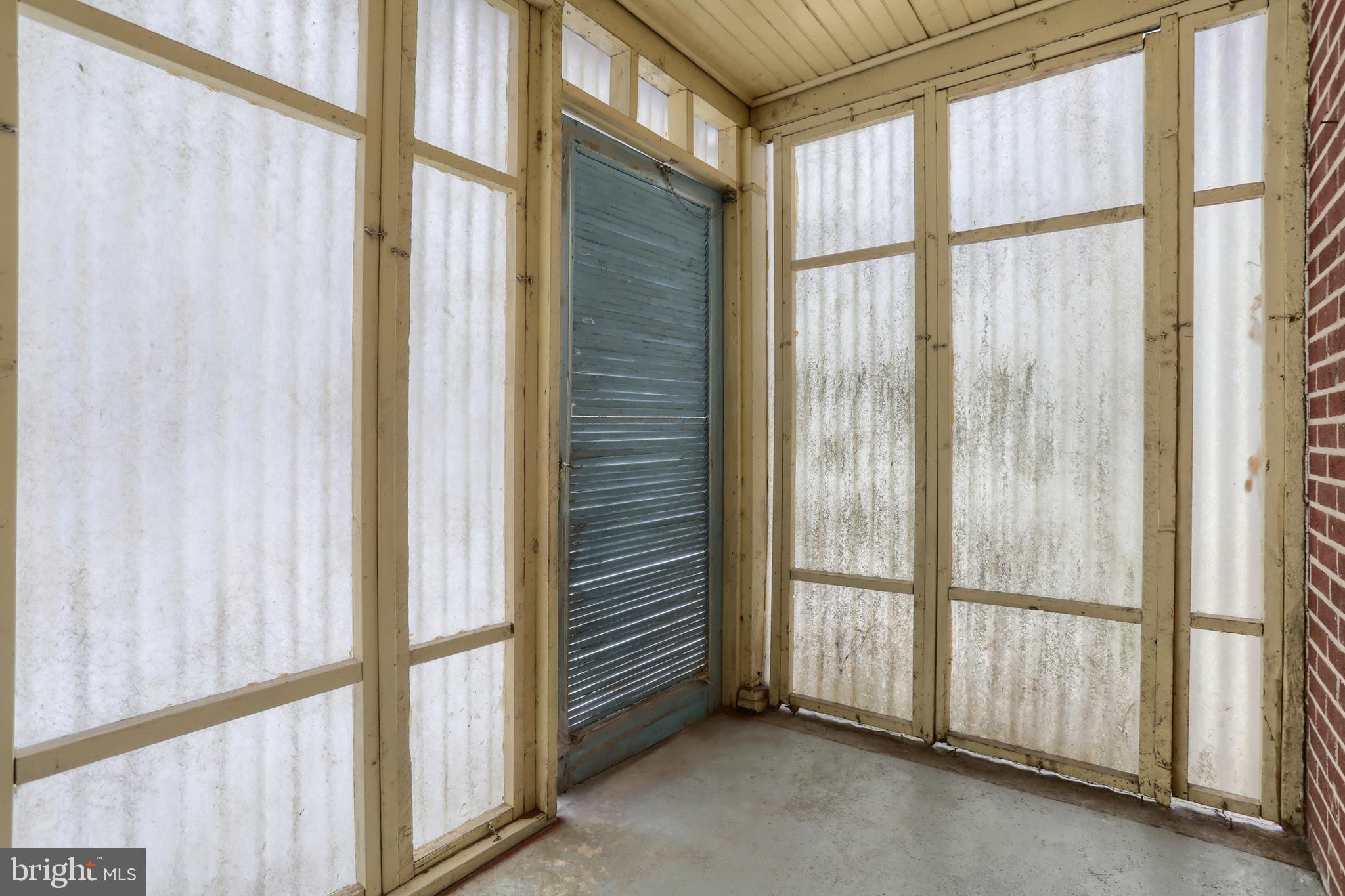 OAKWOOD PARK - Residential