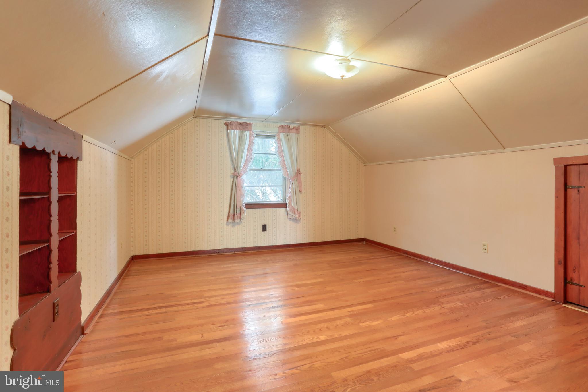 OAKWOOD PARK - Residential