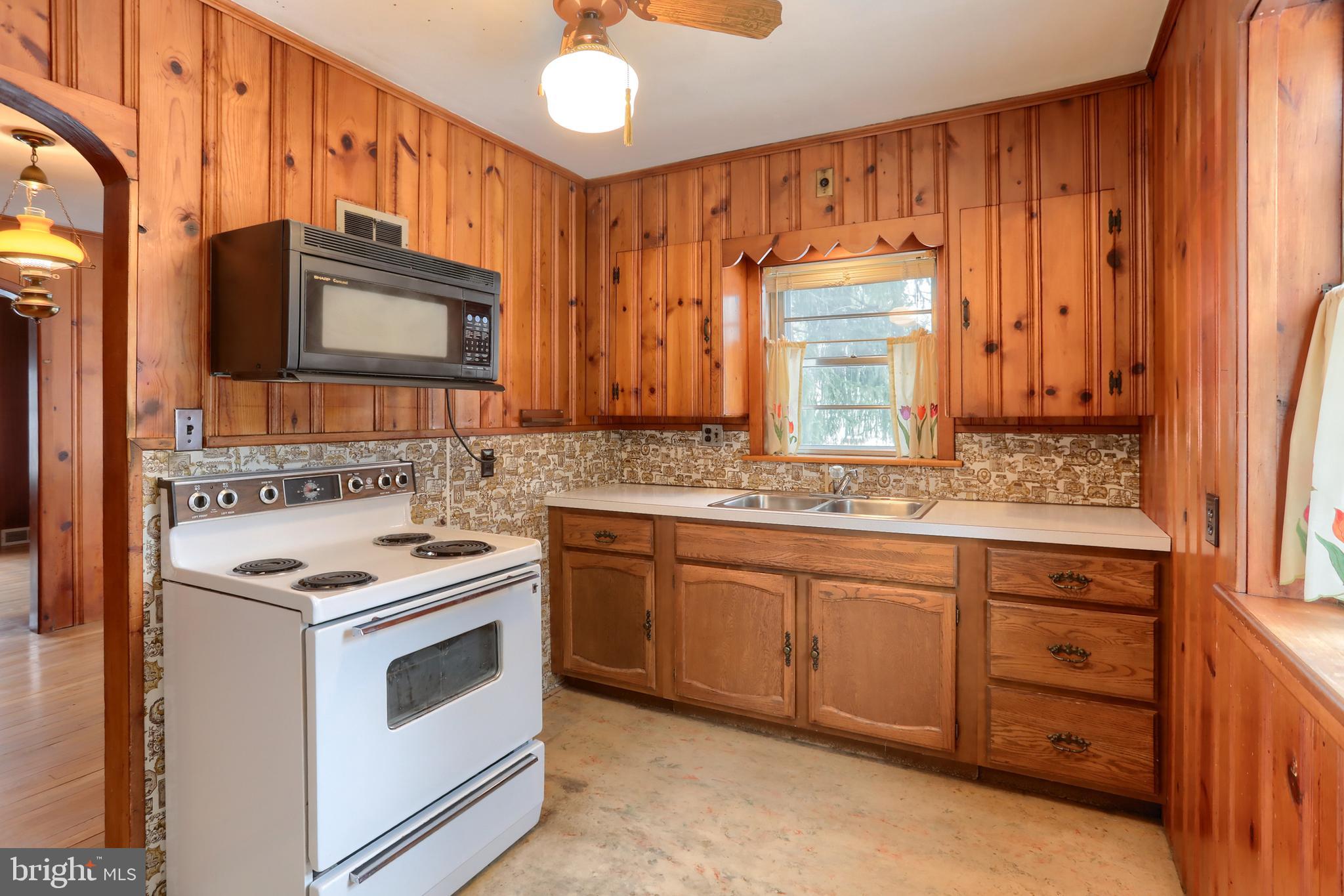 OAKWOOD PARK - Residential