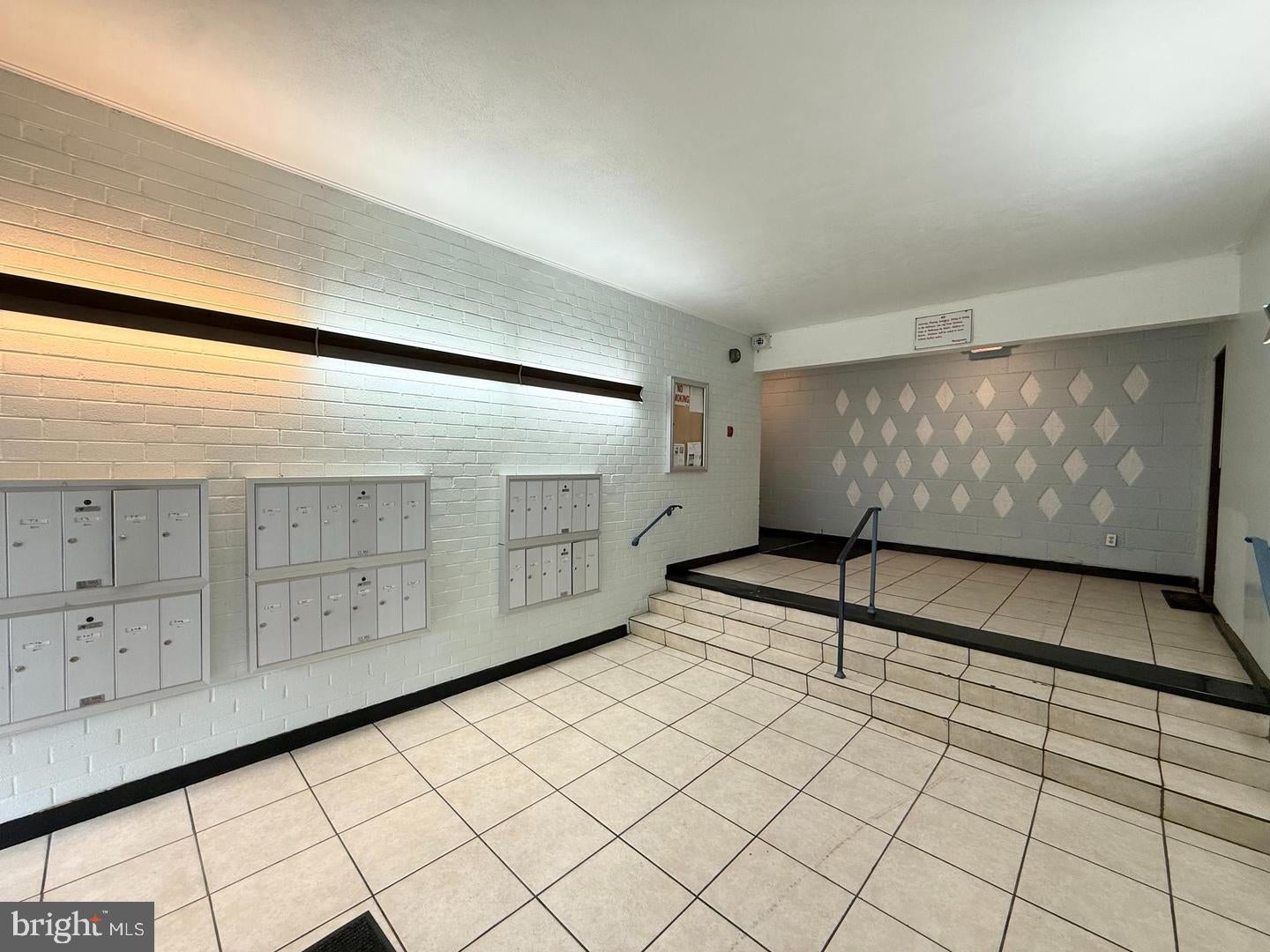1920 NAYLOR ROAD SE 210
