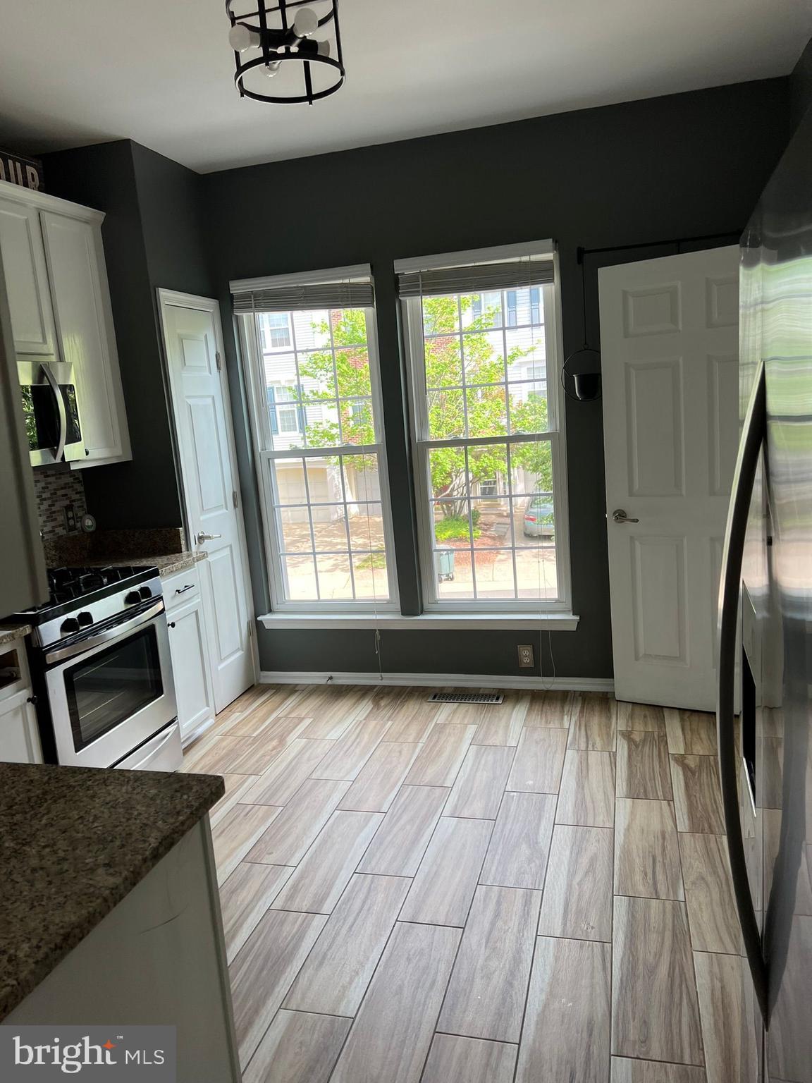 BARR HILL AT INVERNESS - Residential