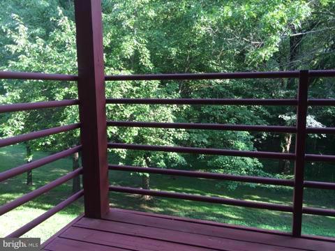 BEDFORD COMMONS - Residential Lease