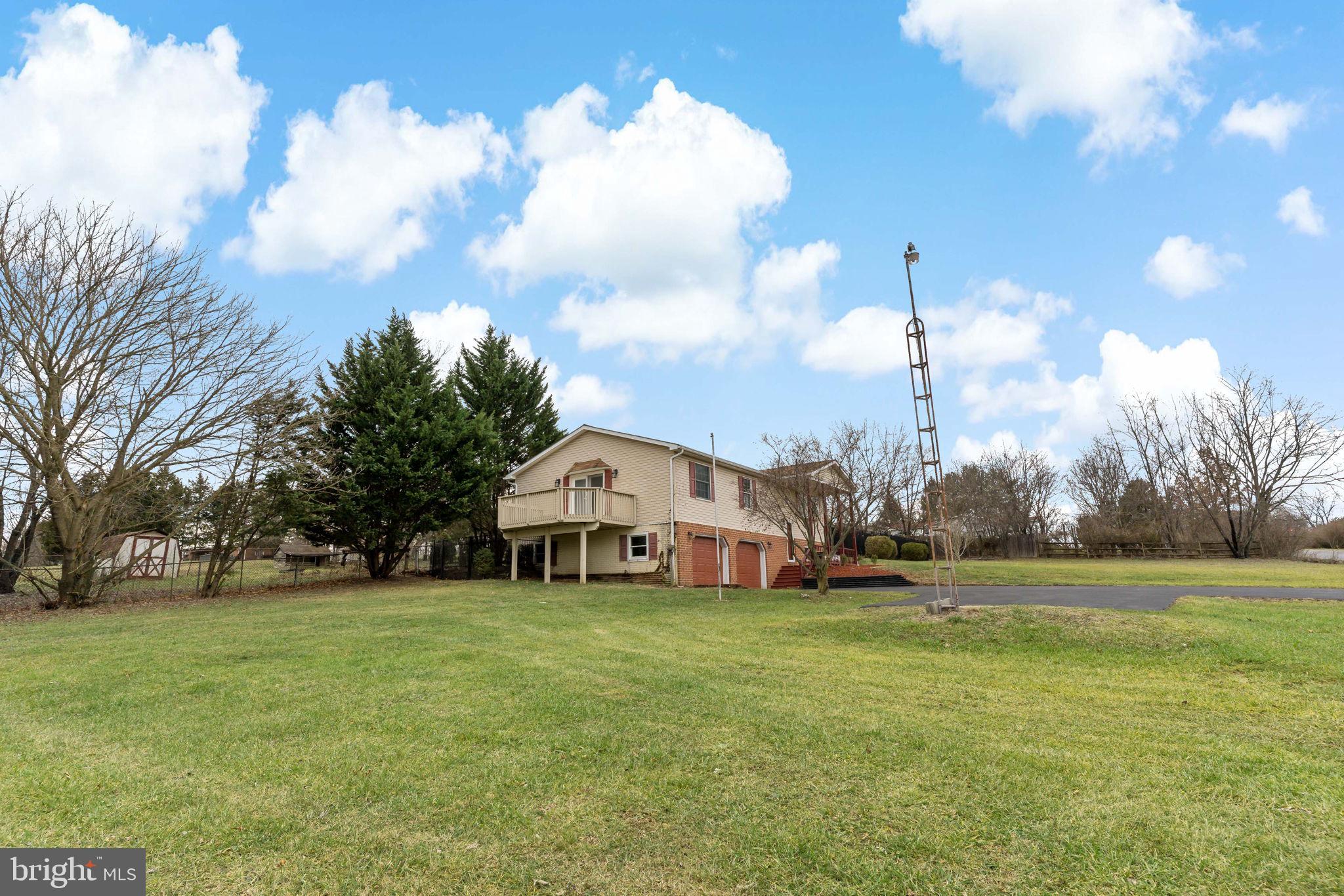 HENSELL HEIGHTS - Residential