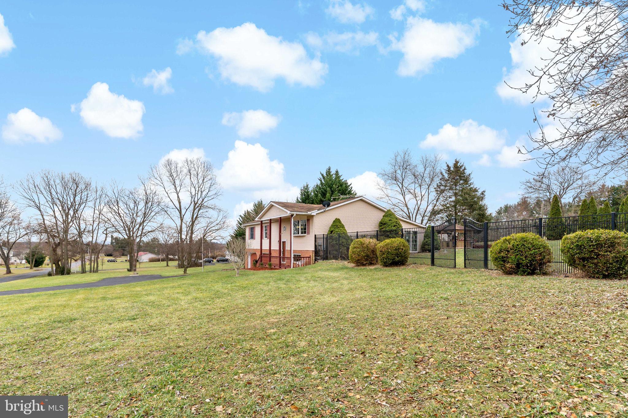 HENSELL HEIGHTS - Residential