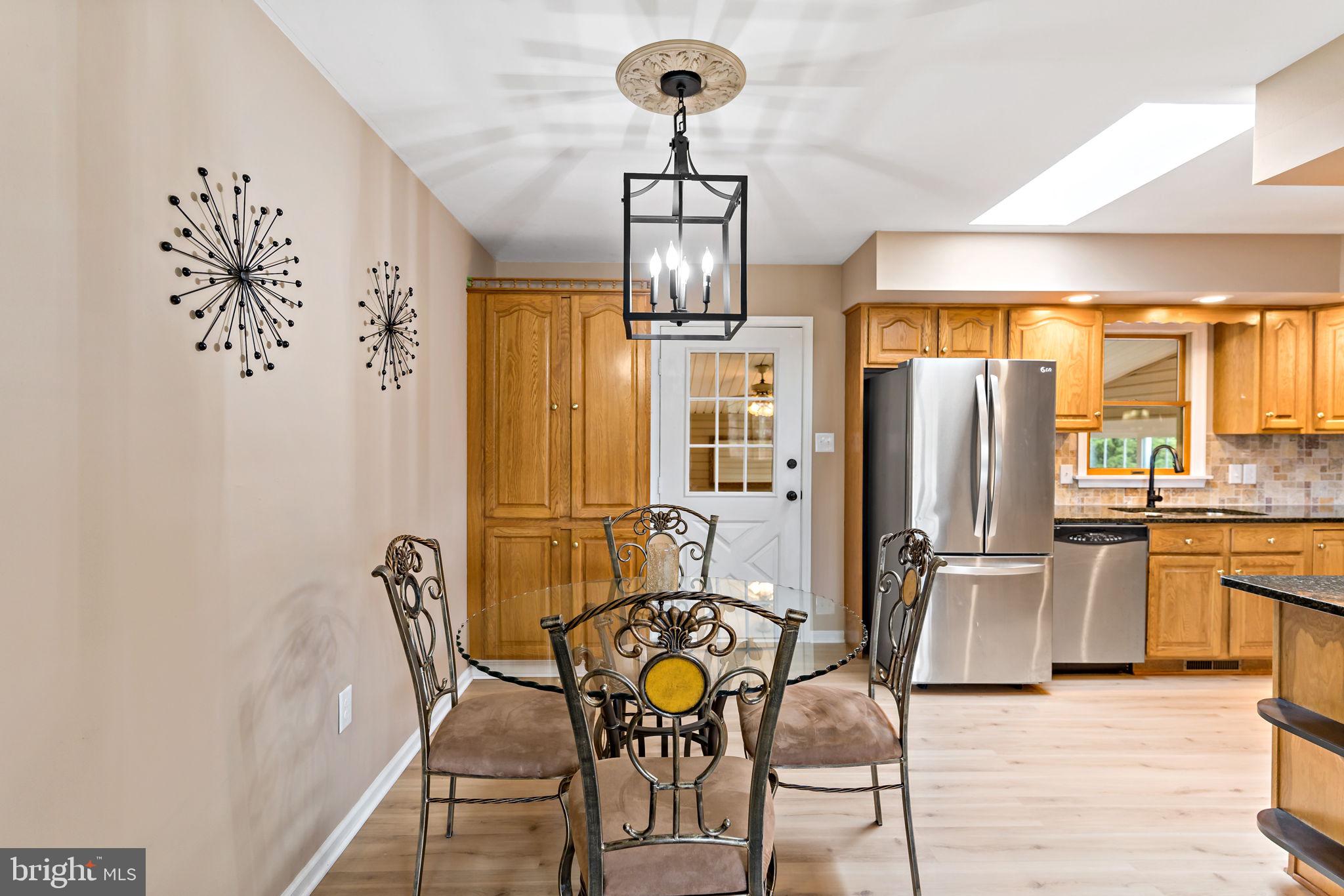 HENSELL HEIGHTS - Residential