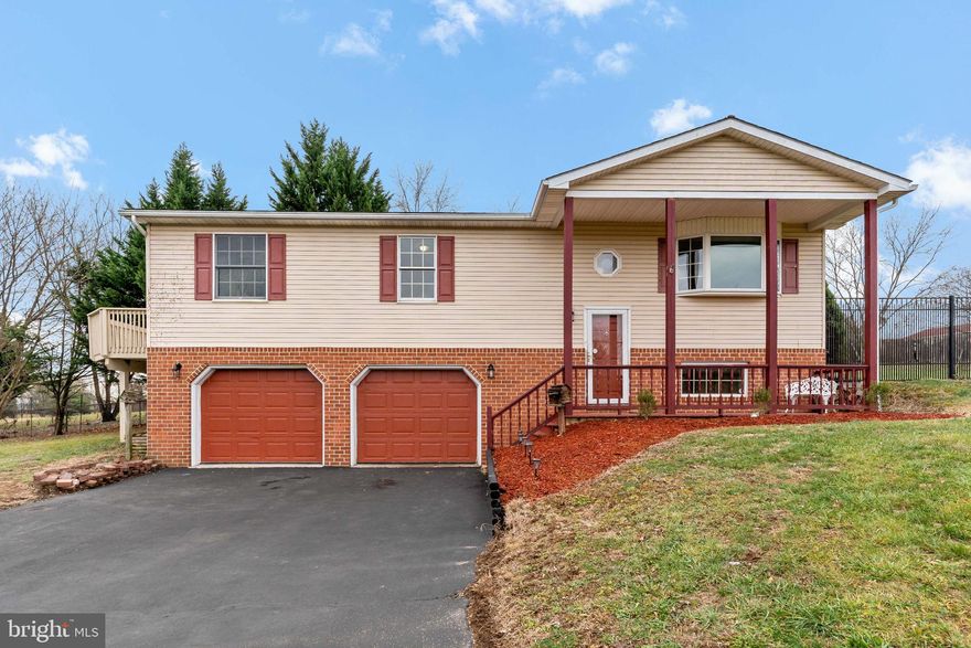 Out with the old and in with the new, checkout 70 Anderson Road. Located in the Hensell Heights subdivision. This house has been recently renovated. New carpet, New vinyl floors, New appliances,  and New countertops just to name a few of the things that have been done. Sitting on almost an acre and a quarter this property is very spacious. The rear yard has a very nicely done extensive hardscape perfect for entertaining. With over 2000 square feet this house is much bigger inside than it initially appears. Local shopping is nearby along with many other conveniences. Schedule your showings today!