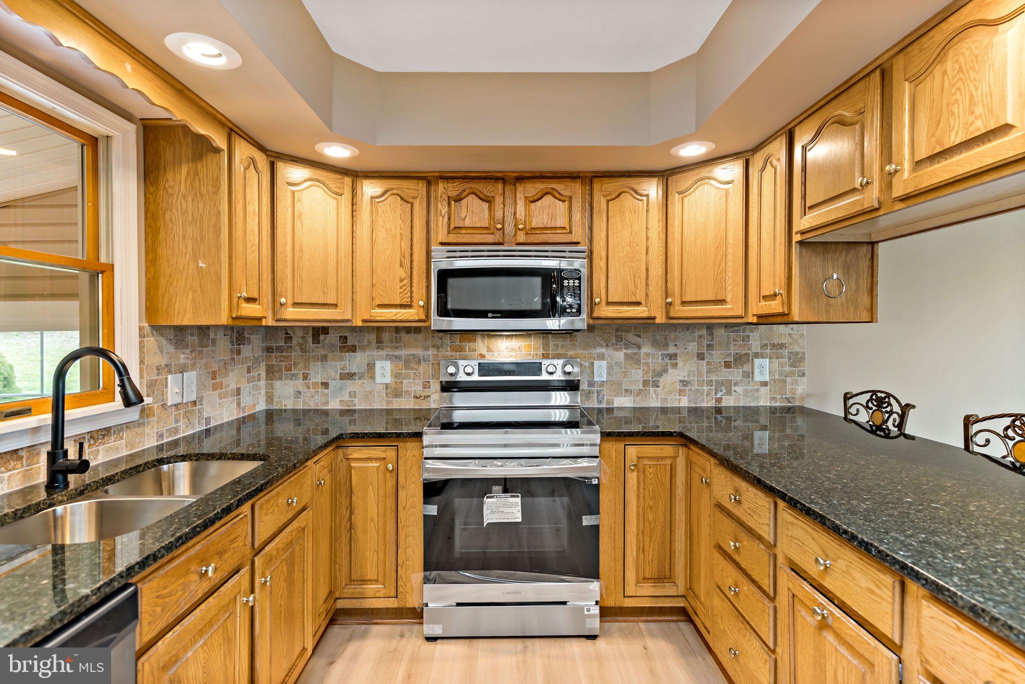 HENSELL HEIGHTS - Residential