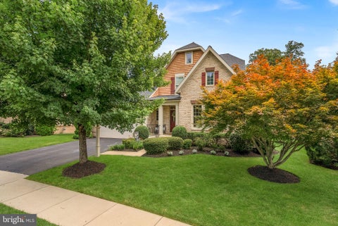 Photo of 23356 Morning Walk Drive, BRAMBLETON, VA 20148 (MLS # VALO2131384)