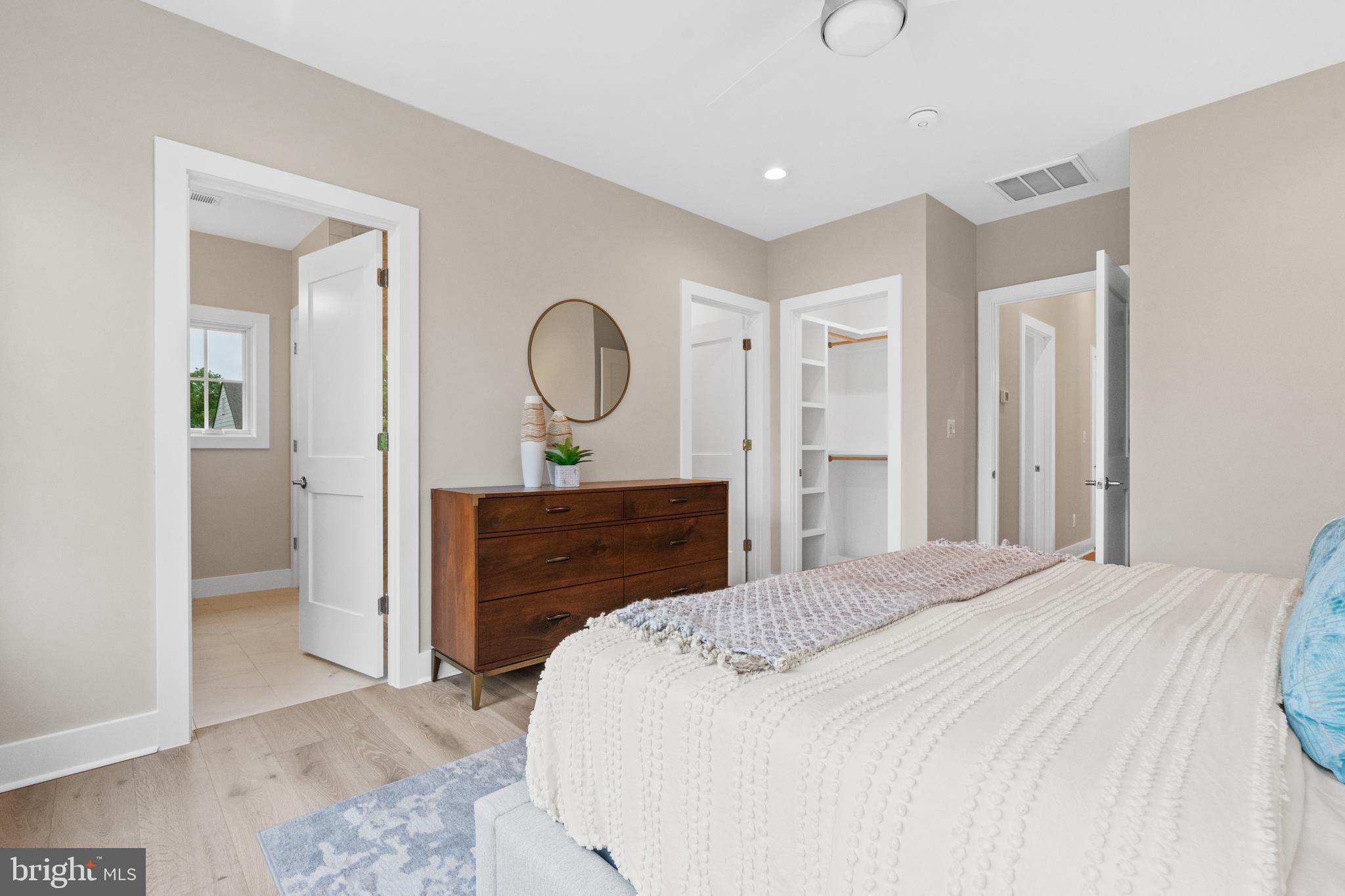 DEL RAY - Residential