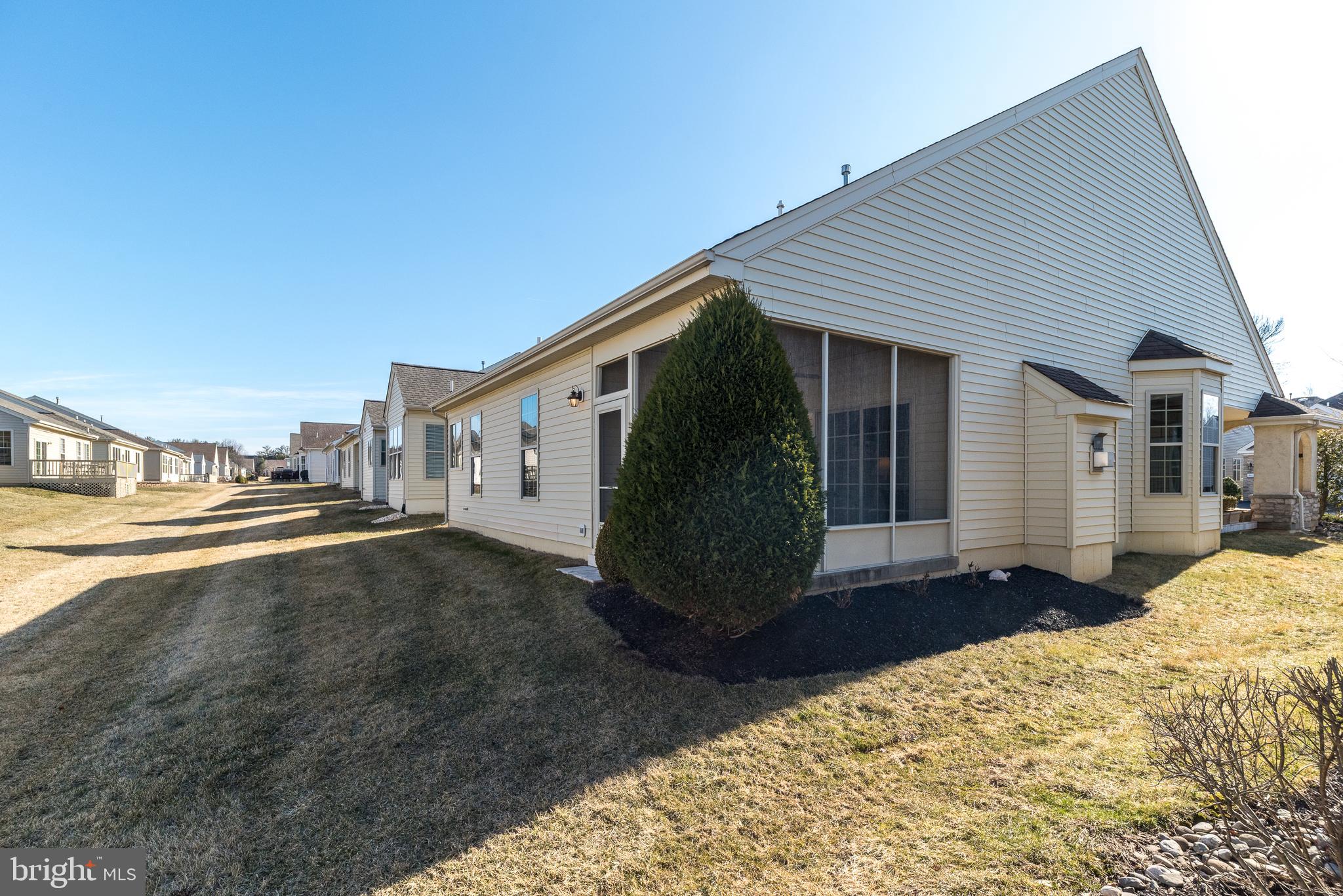 HERITAGE CR ESTS - Residential