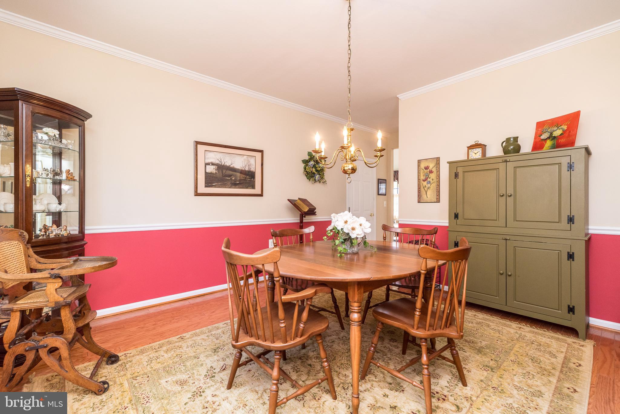 HERITAGE CR ESTS - Residential