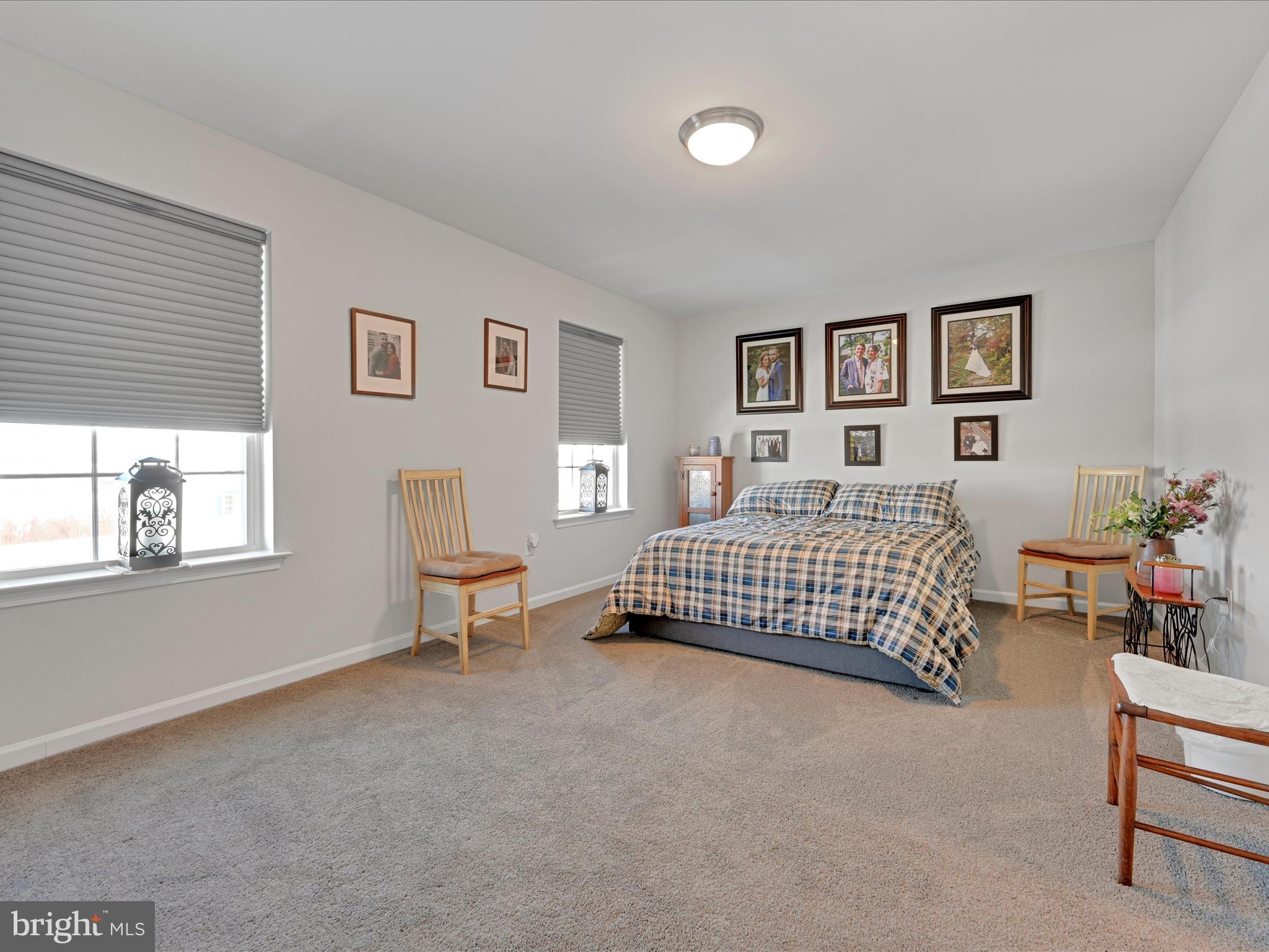 MCINTOSH FARMS - Residential