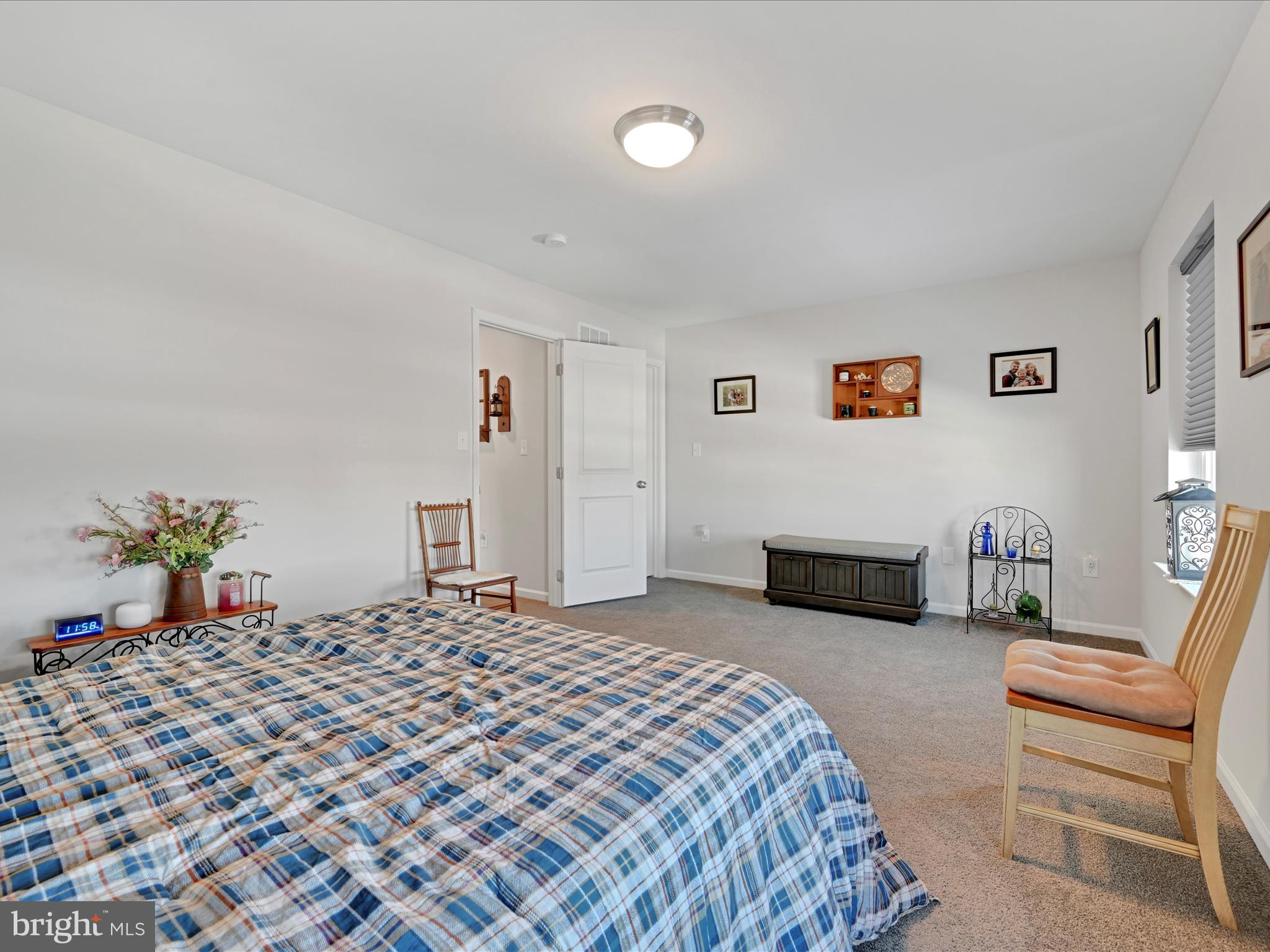 MCINTOSH FARMS - Residential