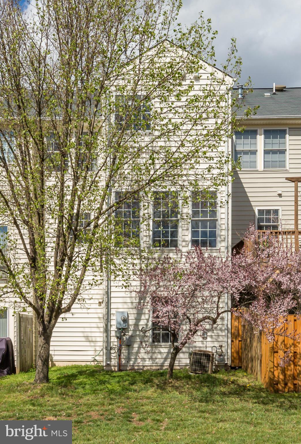 INDEPENDENCE - Residential