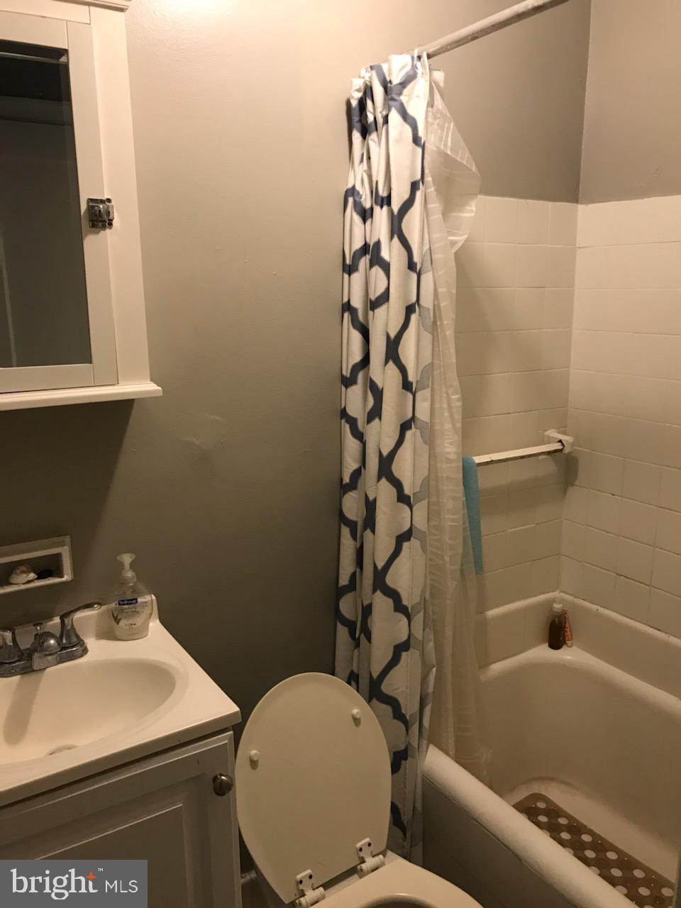 RITTENHOUSE SQUARE - Residential Lease