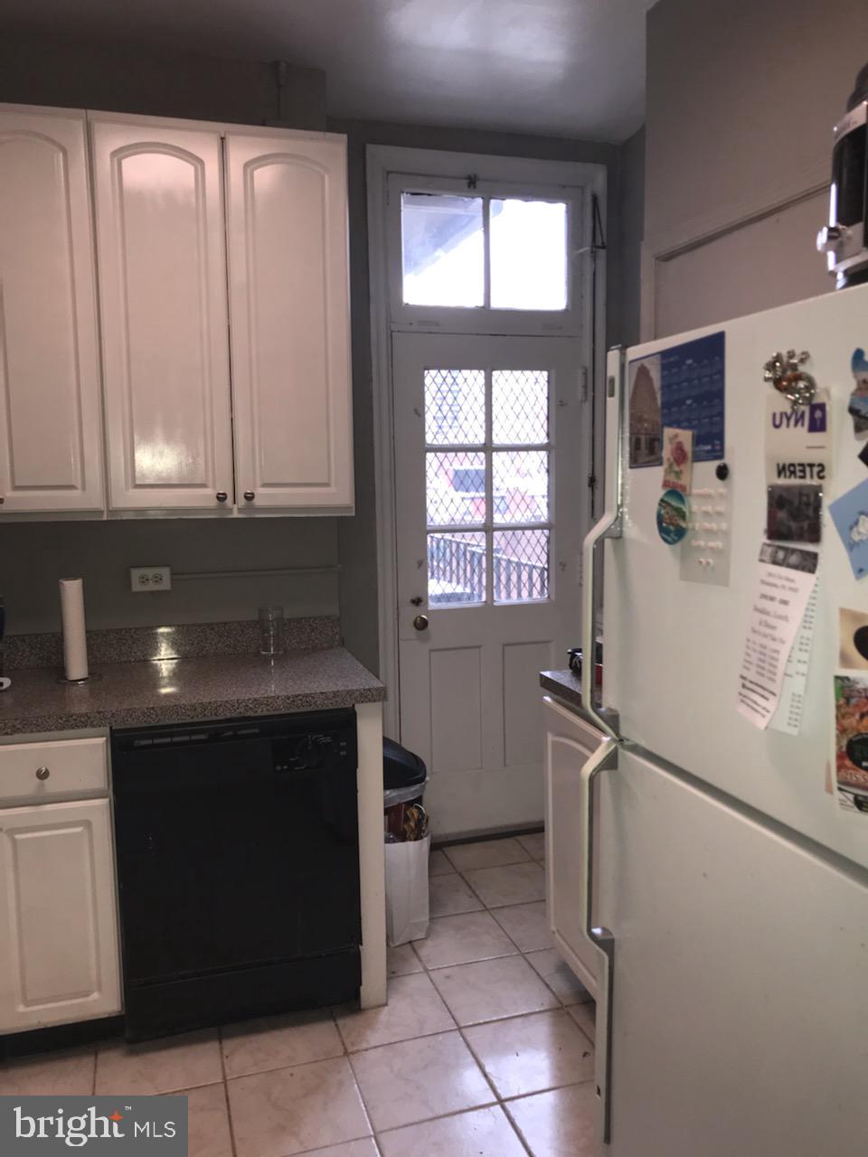 RITTENHOUSE SQUARE - Residential Lease