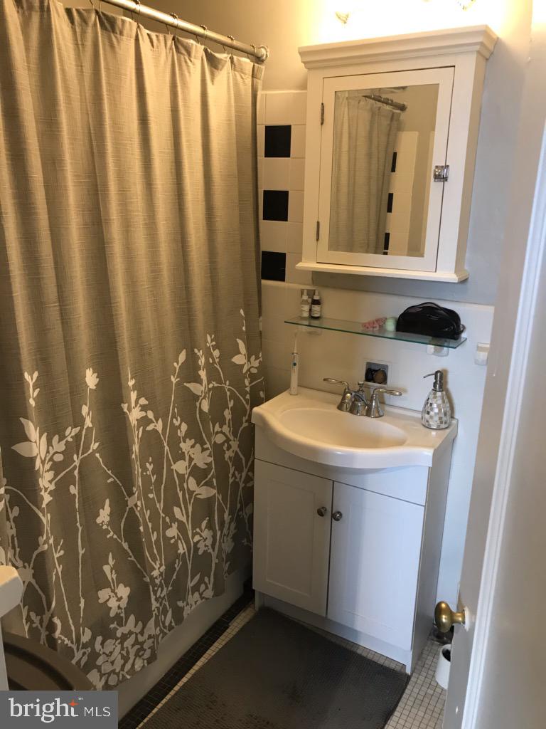 RITTENHOUSE SQUARE - Residential Lease