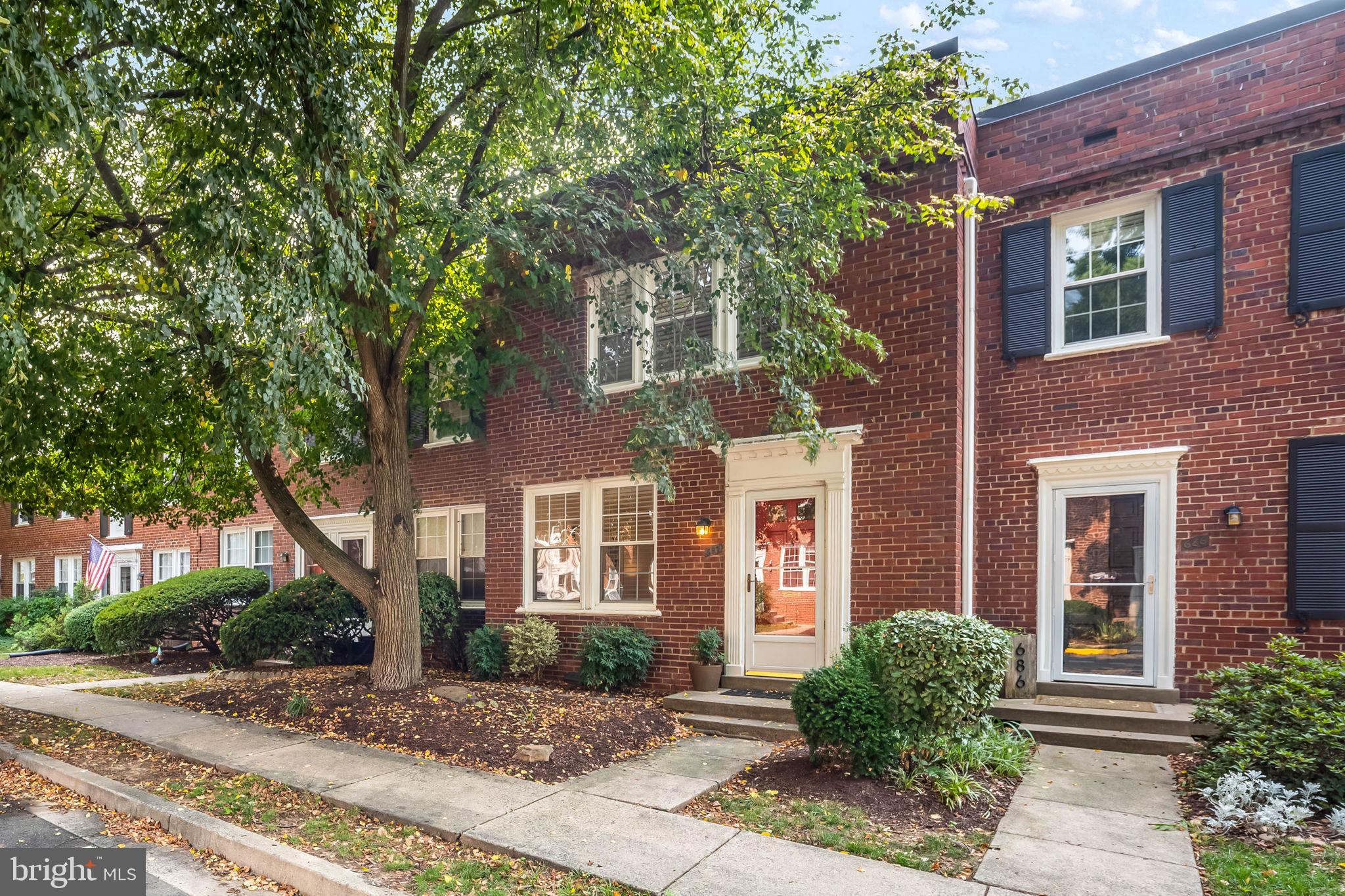 2600 16TH STREET S 687