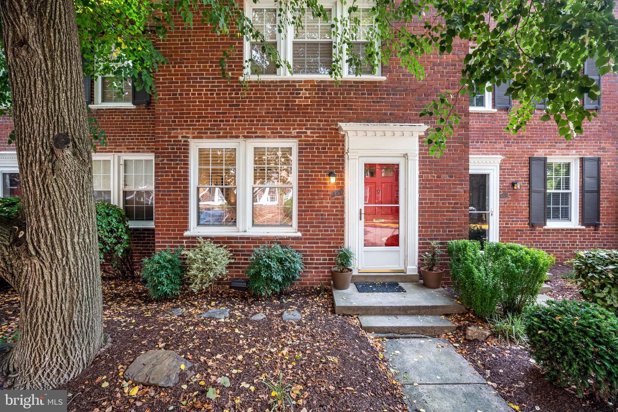 2600 16TH STREET S 687