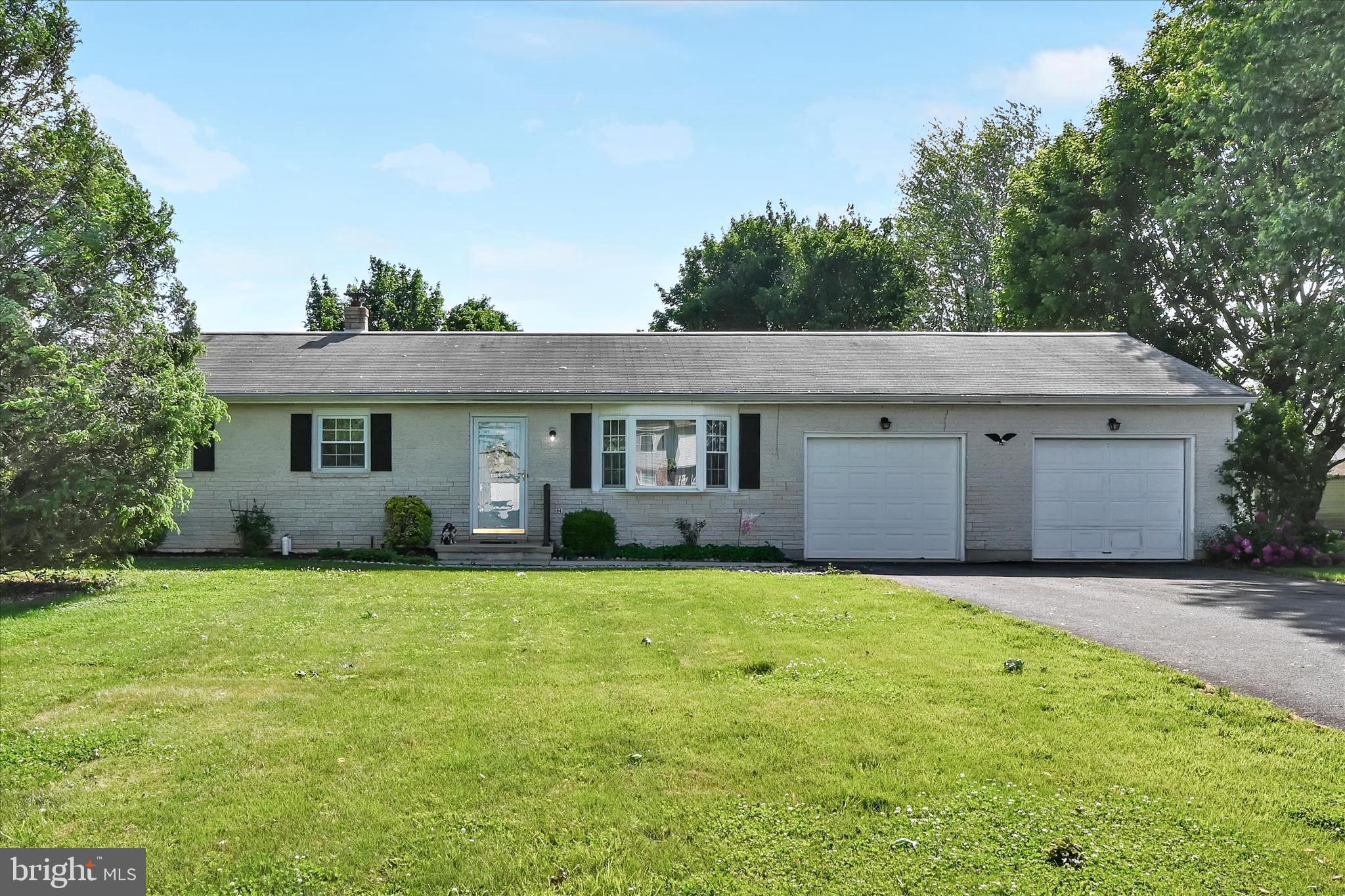 685 WEDGEWOOD DRIVE