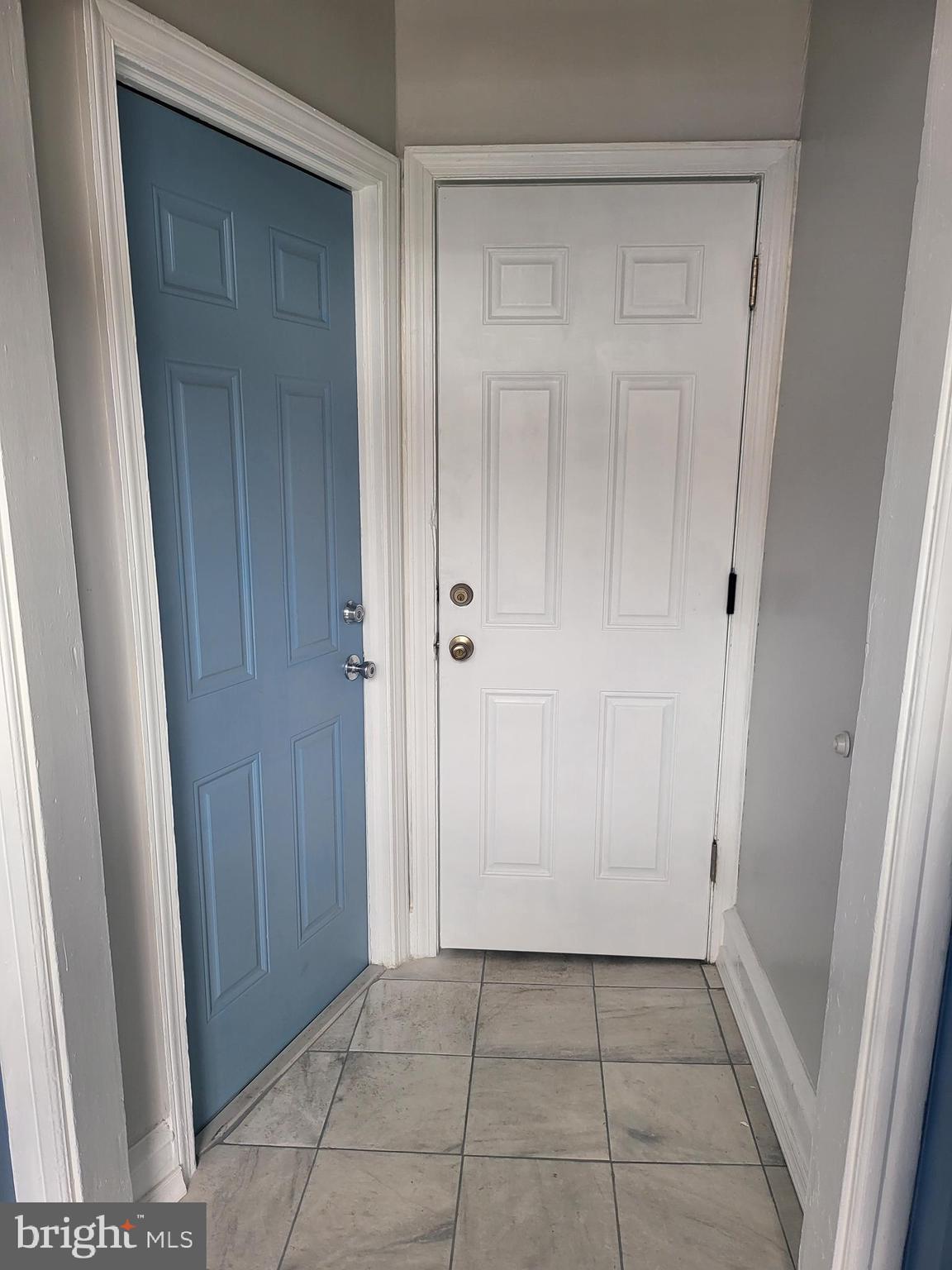 5219 CEDAR AVENUE 2ND FLOOR