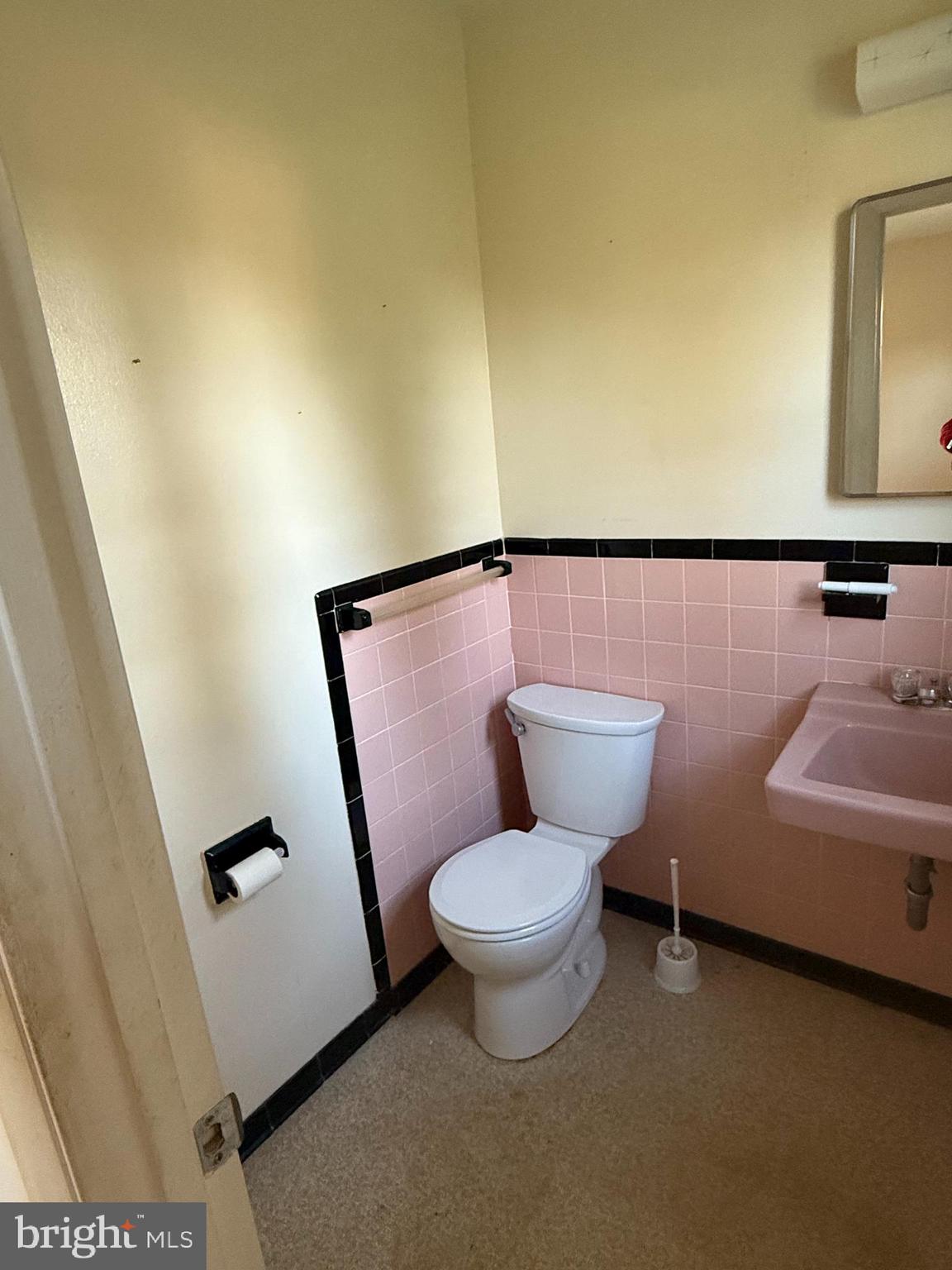 BLACK ROCK ESTATES - Residential