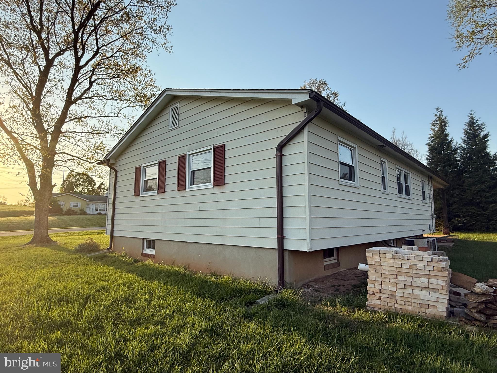 BLACK ROCK ESTATES - Residential