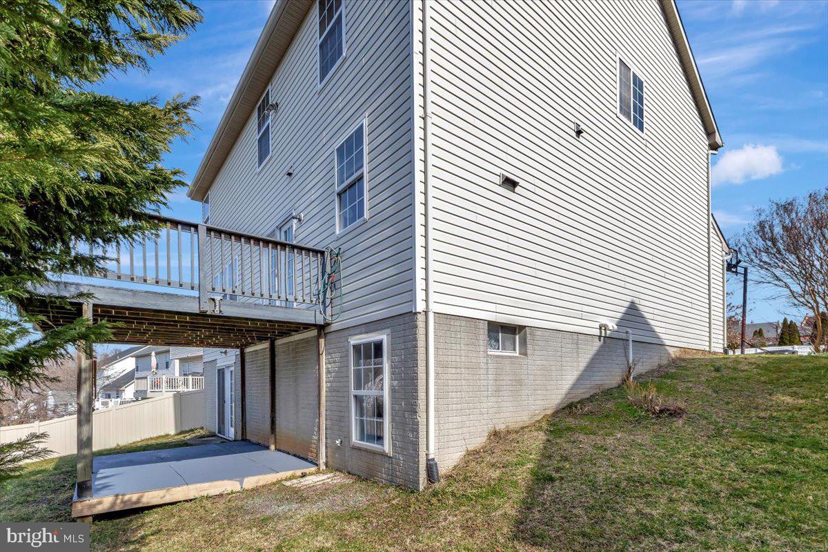 PERRY HALL - Residential