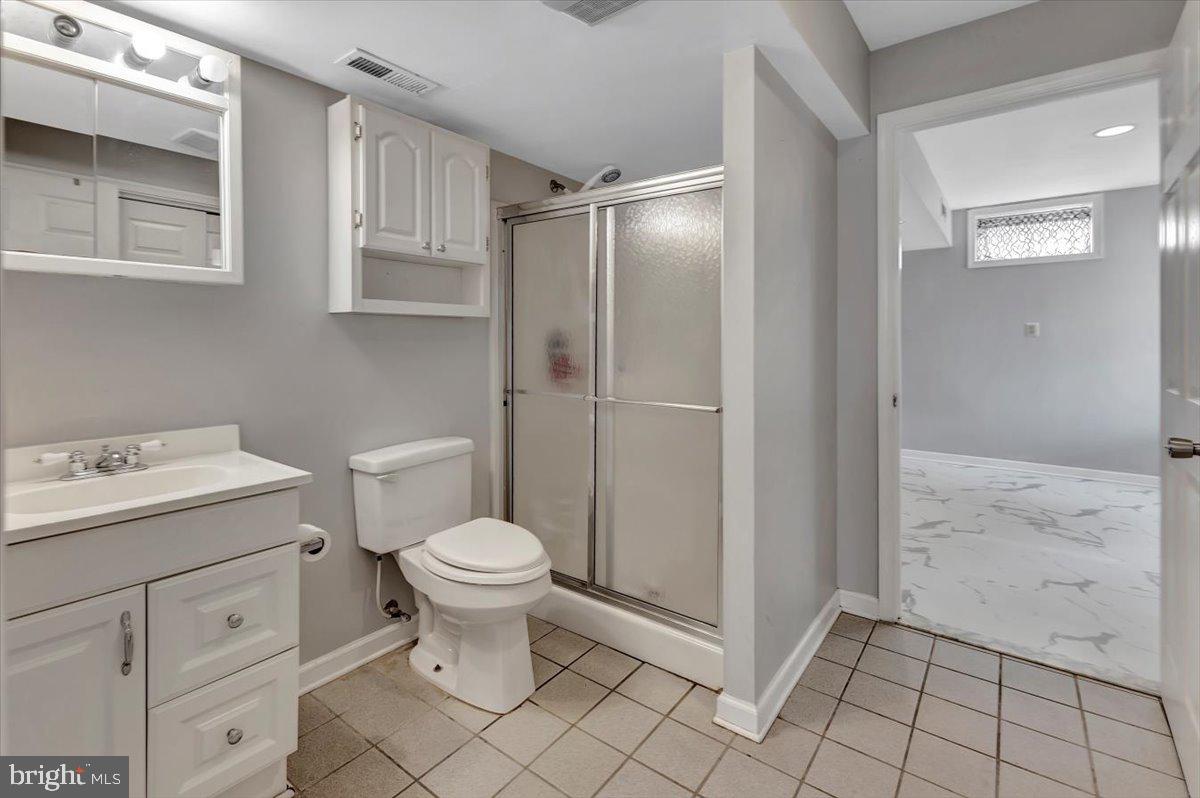 PERRY HALL - Residential