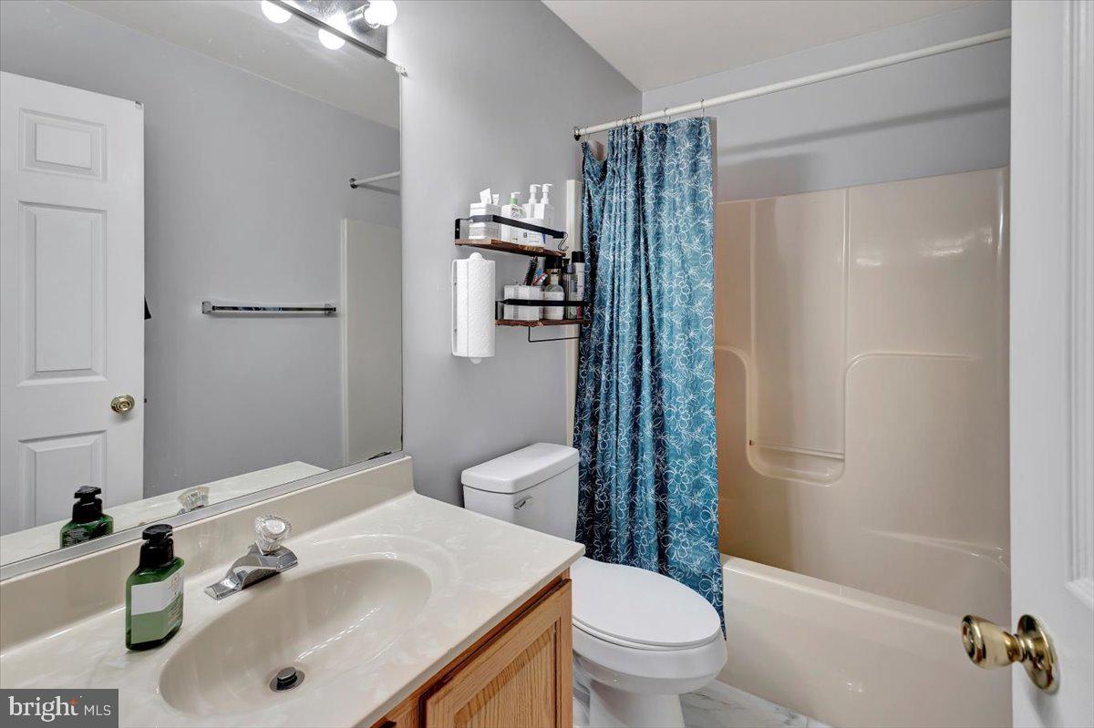 PERRY HALL - Residential