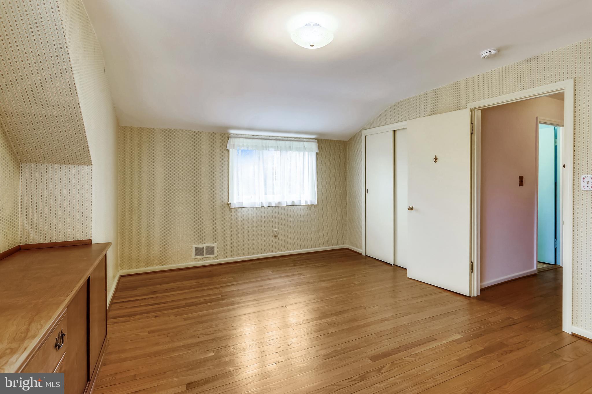 OAKVIEW - Residential