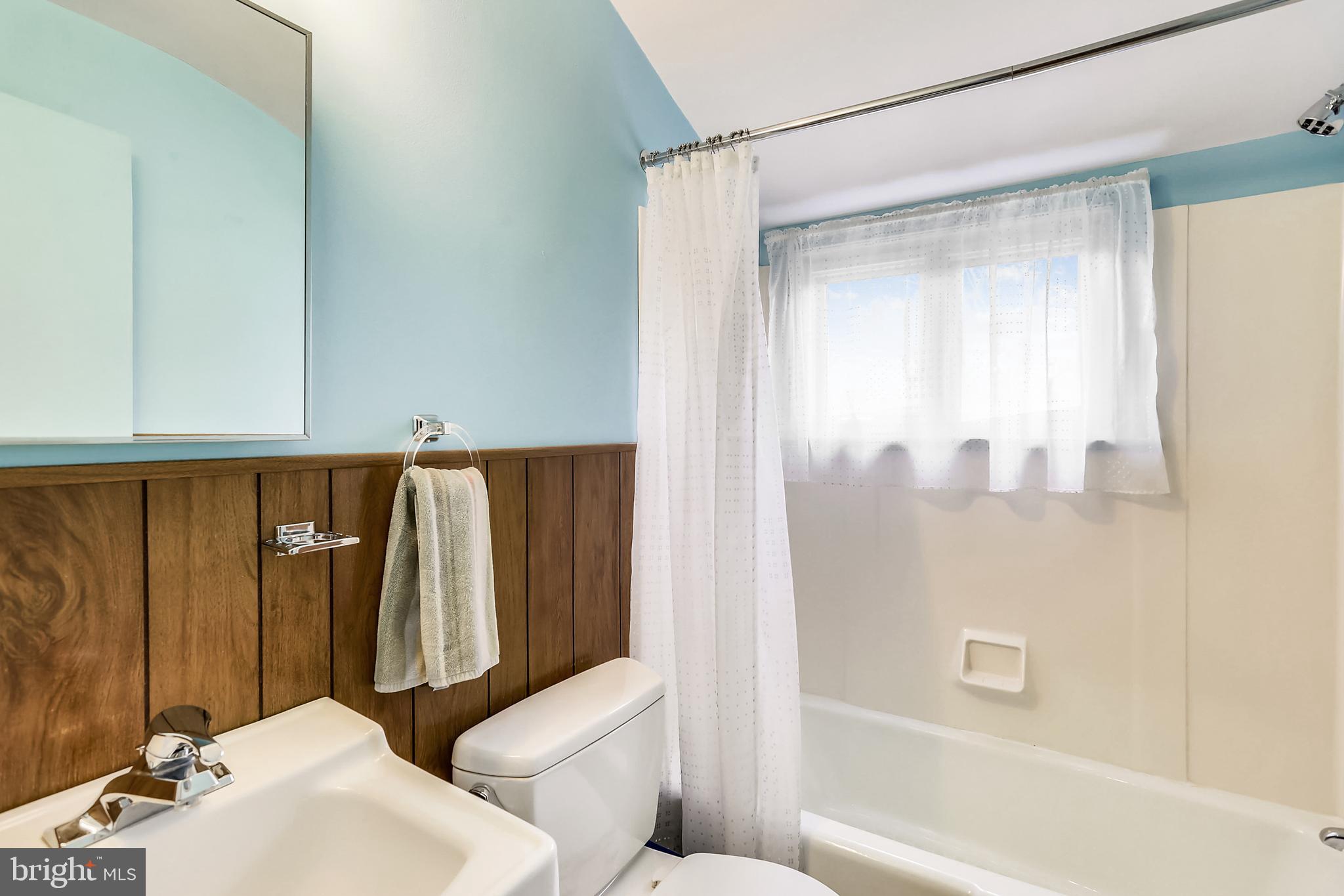 OAKVIEW - Residential