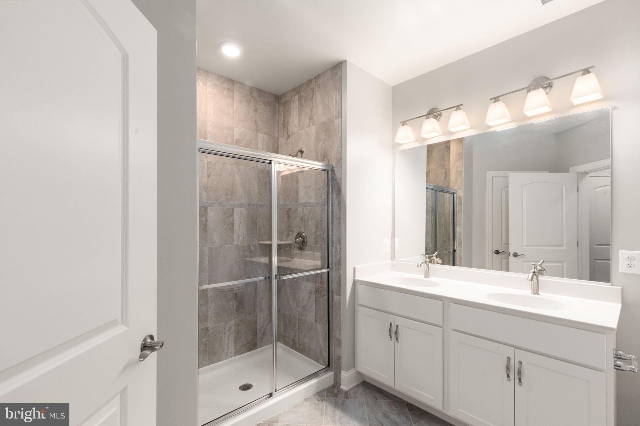 OVERLOOK AT GATEWAY - Residential