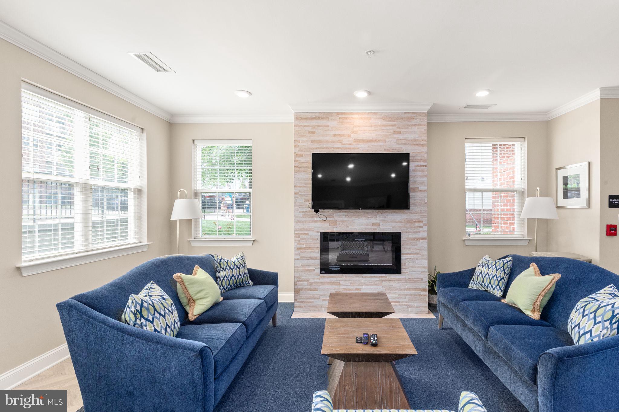 OVERLOOK AT GATEWAY - Residential